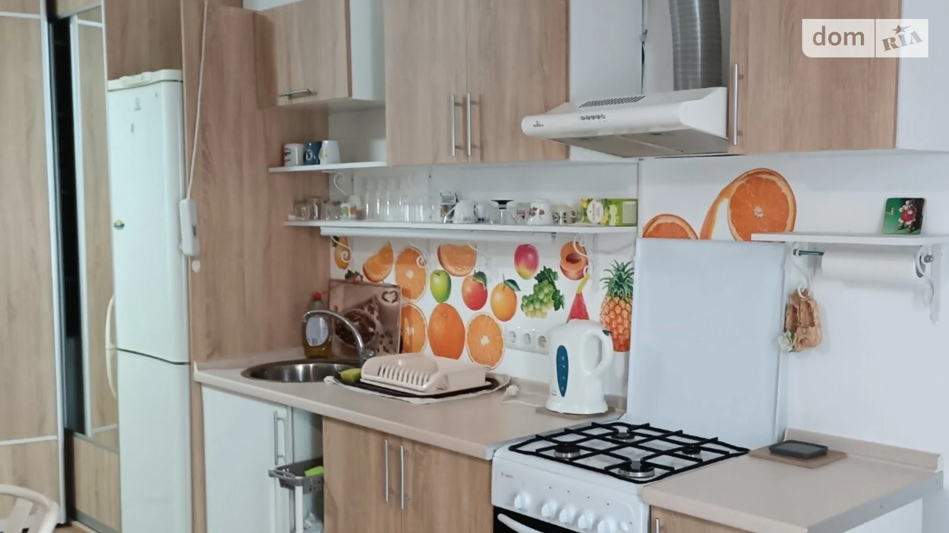 Продається 1-кімнатна квартира 44.4 кв. м у Ужгороді, наб. Слов'янська, 1 - фото 3