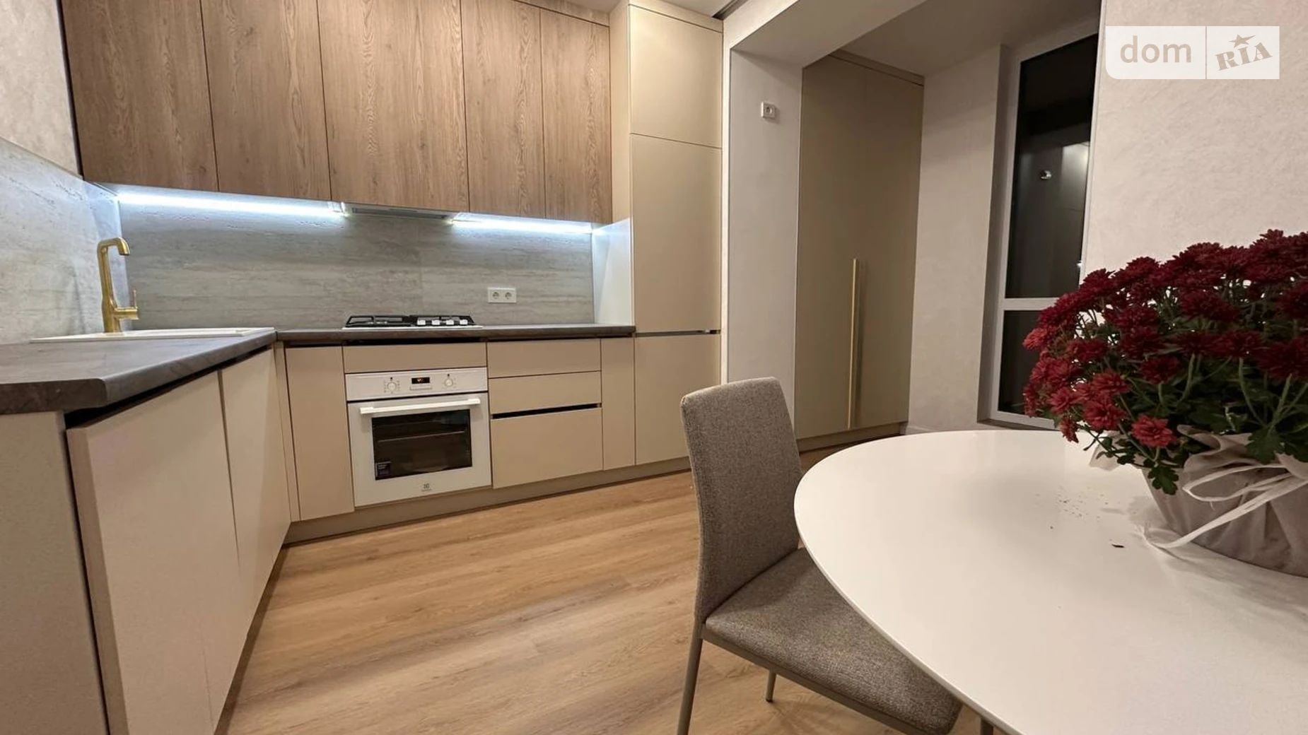 Продается 2-комнатная квартира 65.4 кв. м в Хмельницком, цена: 90000 $ - фото 2