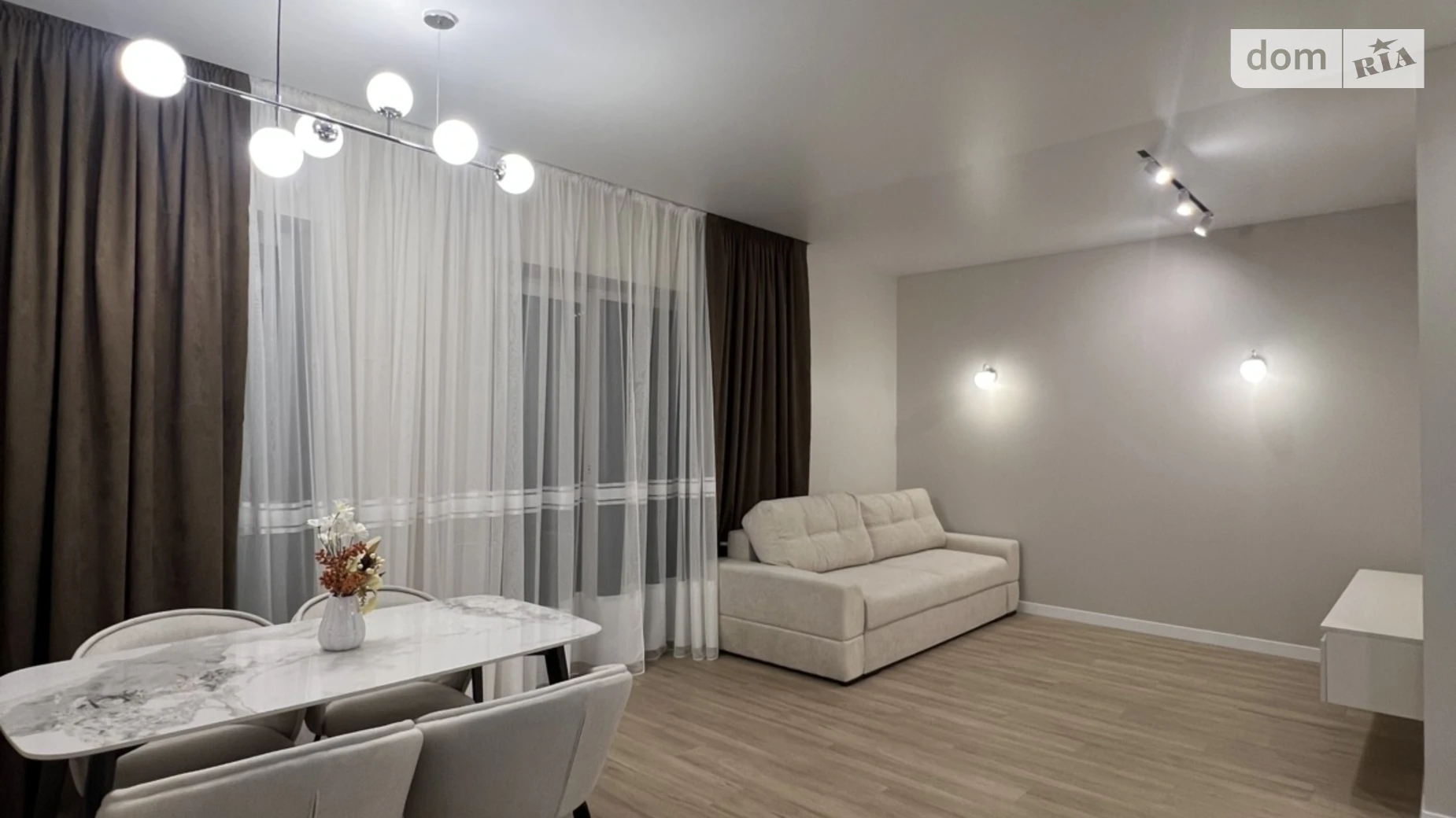 мас. Макарова Авторынок Ровно, цена: 127000 $ - фото 3