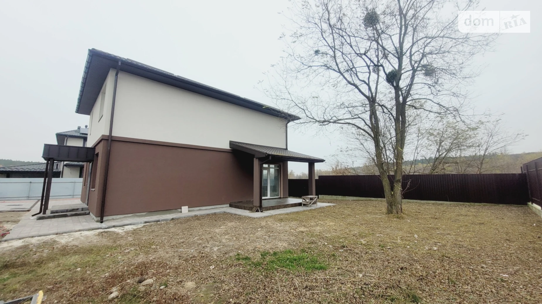 Продается дом на 2 этажа 145 кв. м с бассейном, цена: 135000 $ - фото 4