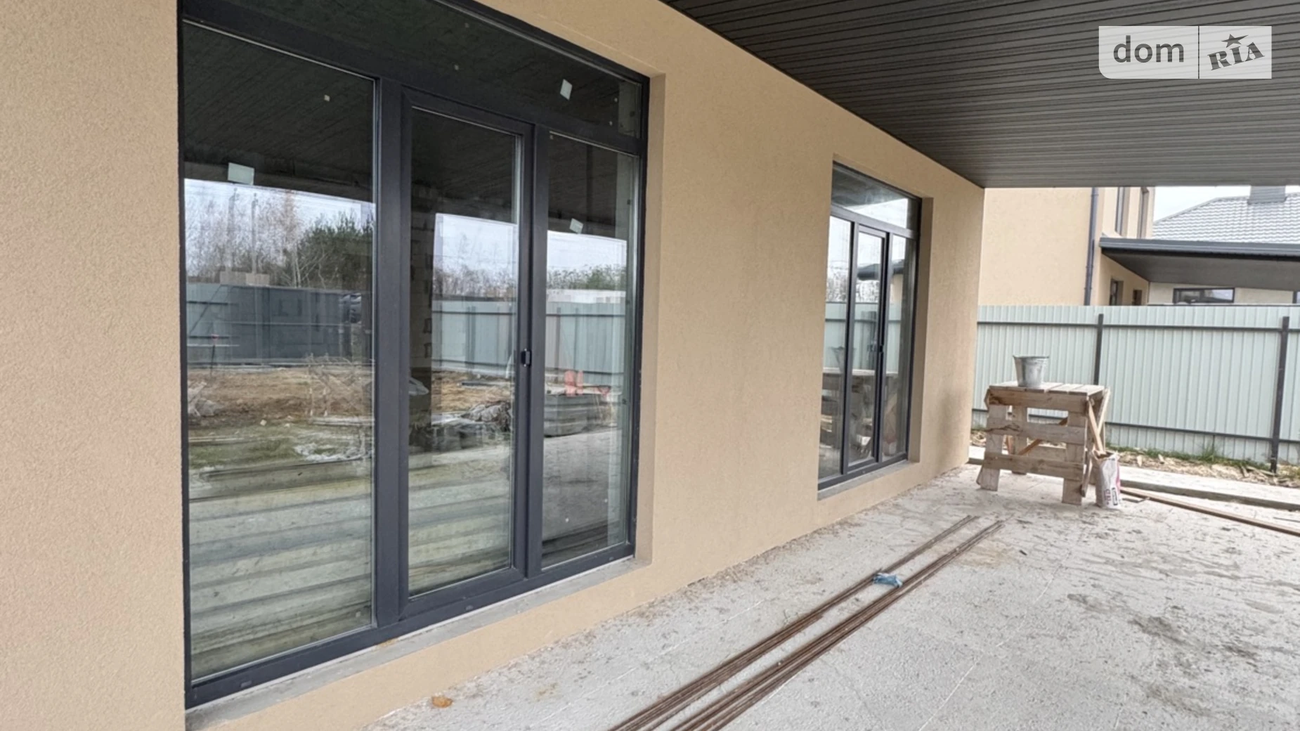 Продается дом на 2 этажа 150 кв. м с гаражом, цена: 85000 $ - фото 2