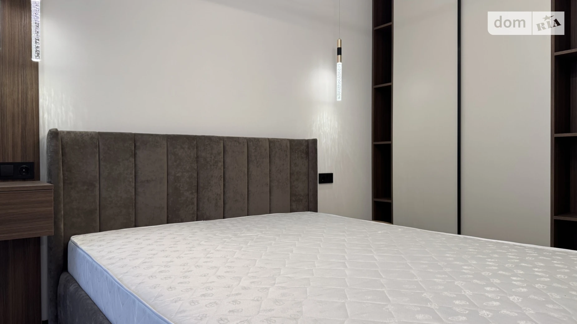 Продается 1-комнатная квартира 43 кв. м в Ивано-Франковске, ул. Национальной Гвардии, 3В - фото 3