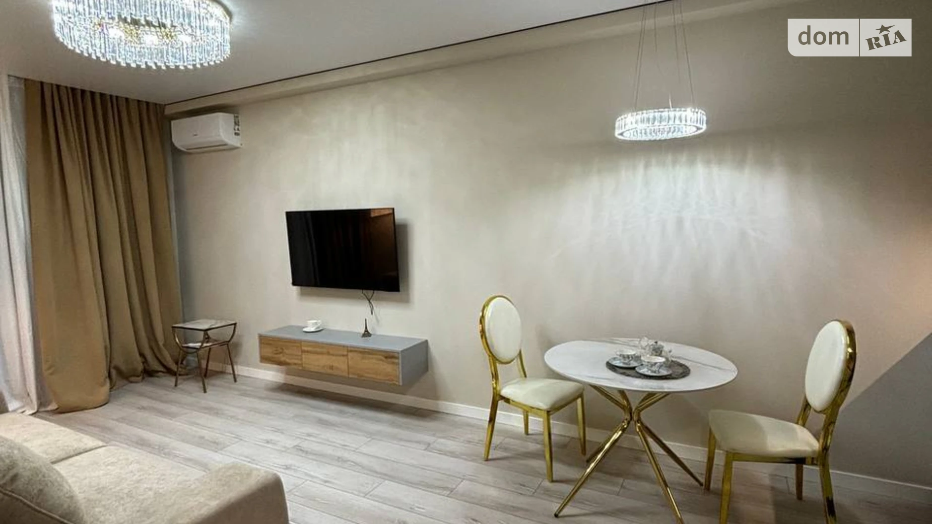 Продається 1-кімнатна квартира 42 кв. м у Києві, вул. Михайла Максимовича, 28К - фото 2