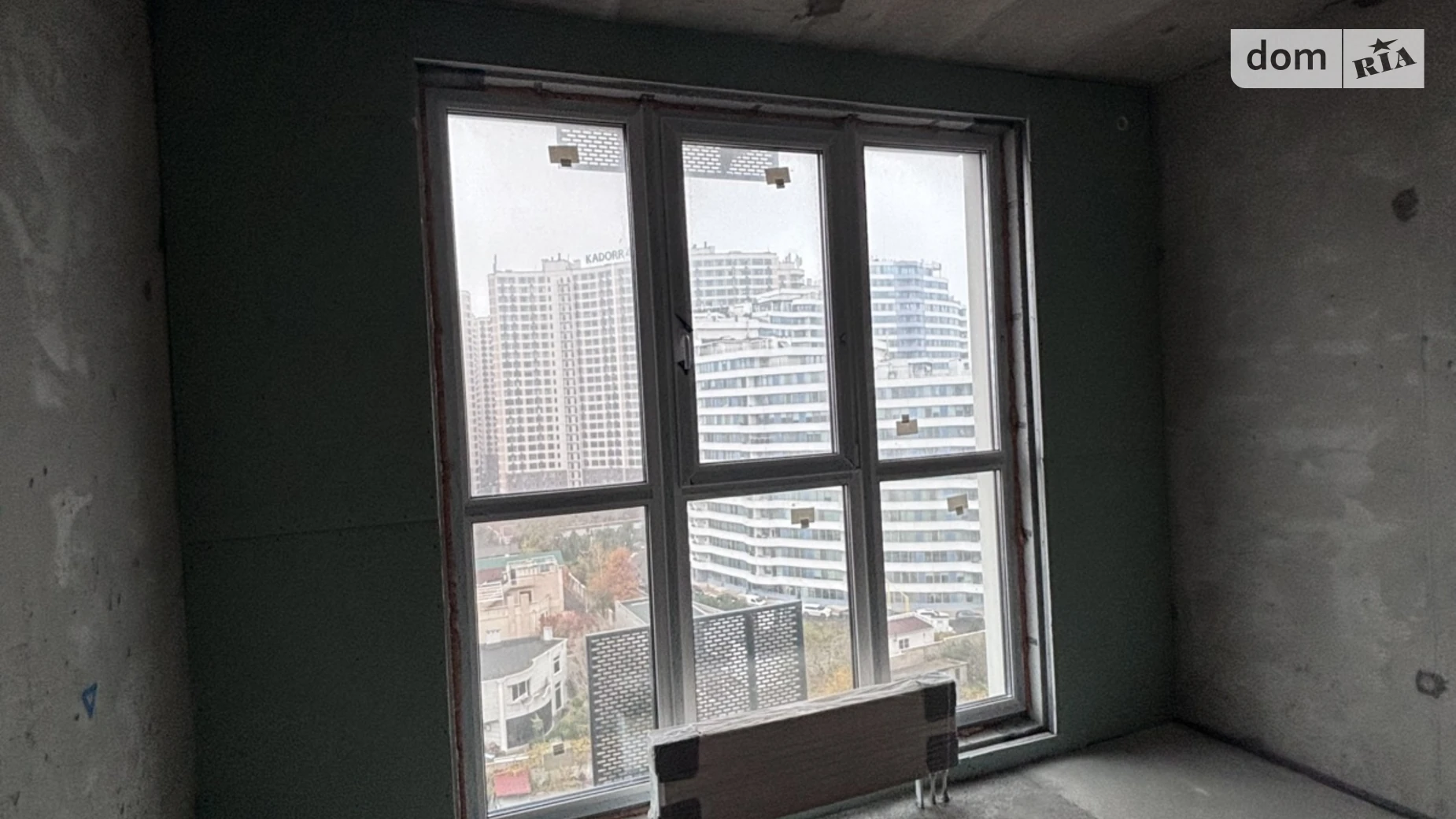 Продається 1-кімнатна квартира 26 кв. м у Одесі, вул. Літературна, 10 - фото 2