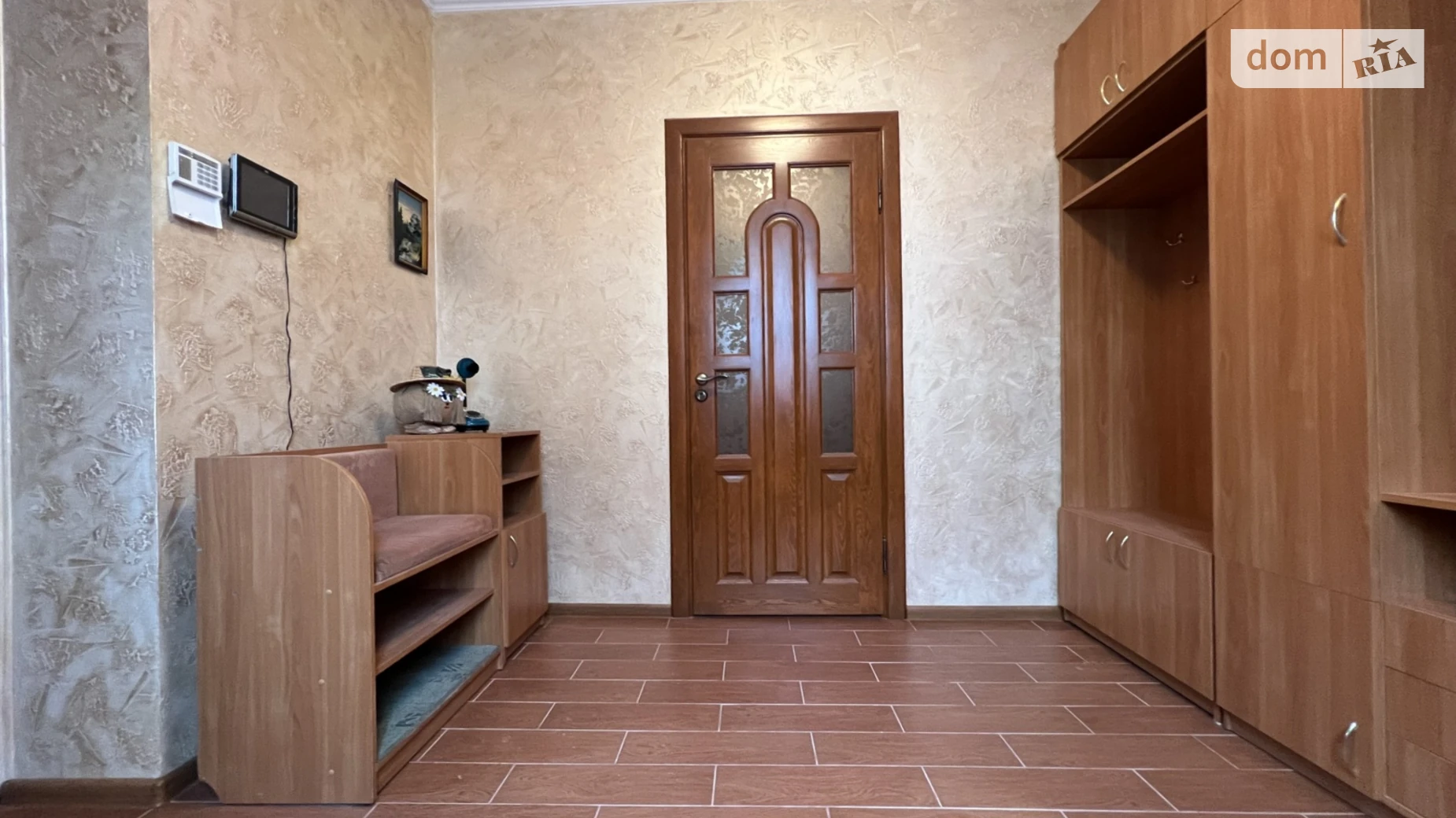 Продается дом на 2 этажа 145 кв. м с гаражом, цена: 180000 $ - фото 3