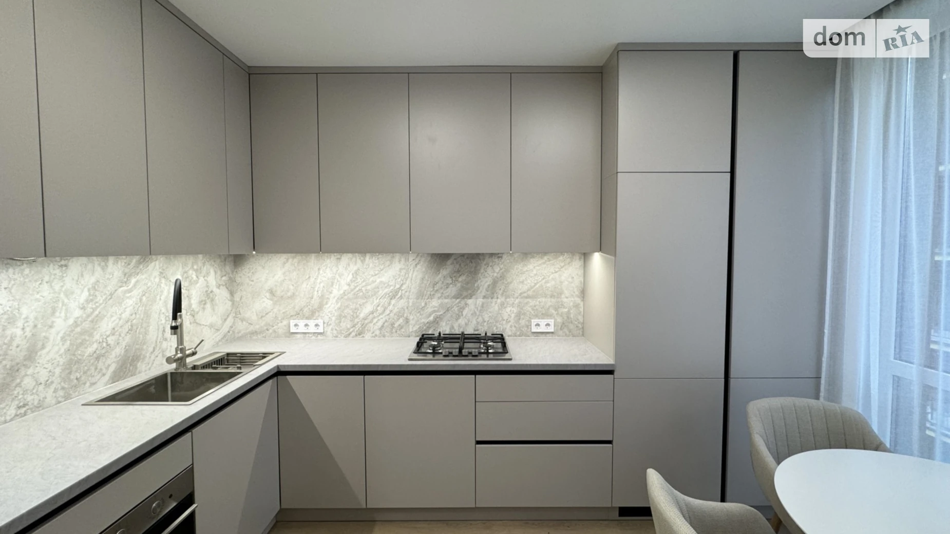 Сдается в аренду 1-комнатная квартира 42 кв. м в Львове, ул. Дениса Сичинского, 2А - фото 3