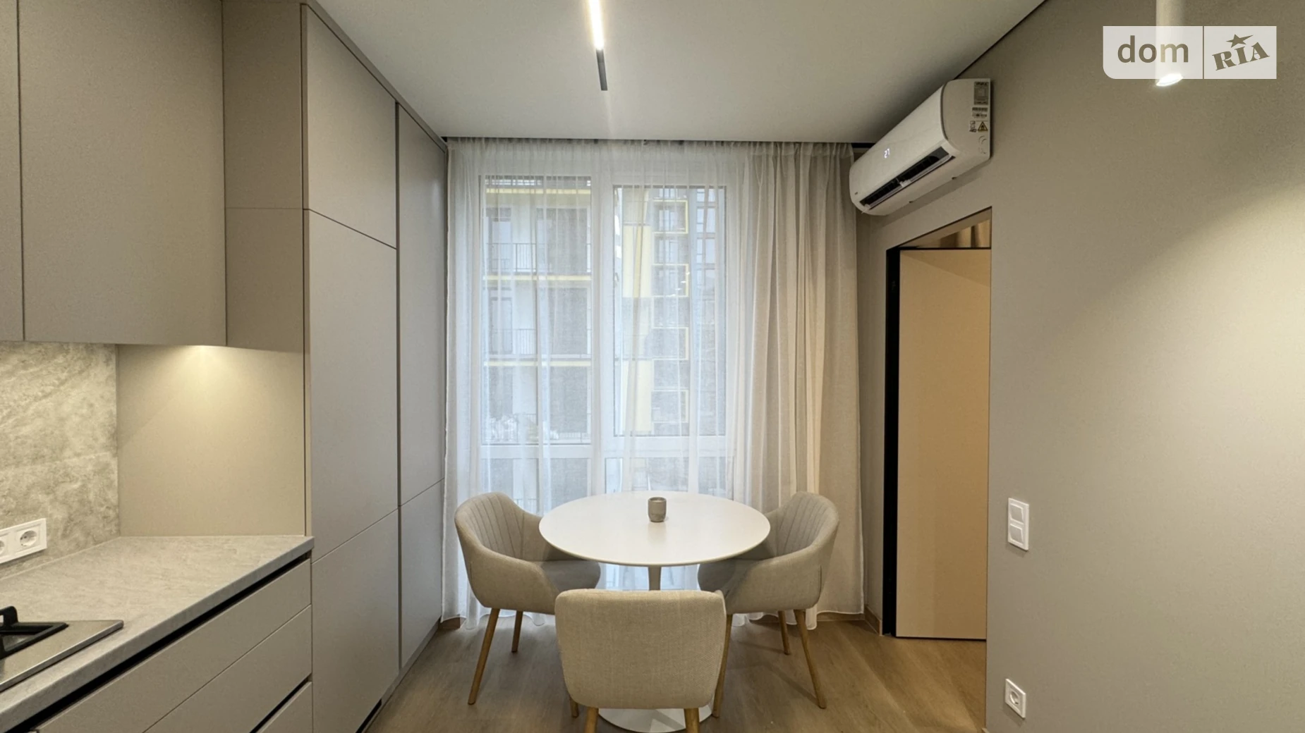 Сдается в аренду 1-комнатная квартира 42 кв. м в Львове, ул. Дениса Сичинского, 2А - фото 4