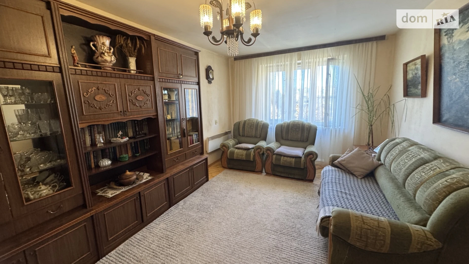 Продается 2-комнатная квартира 44.7 кв. м в Ужгороде, ул. Василия Комендаря, 50 - фото 2