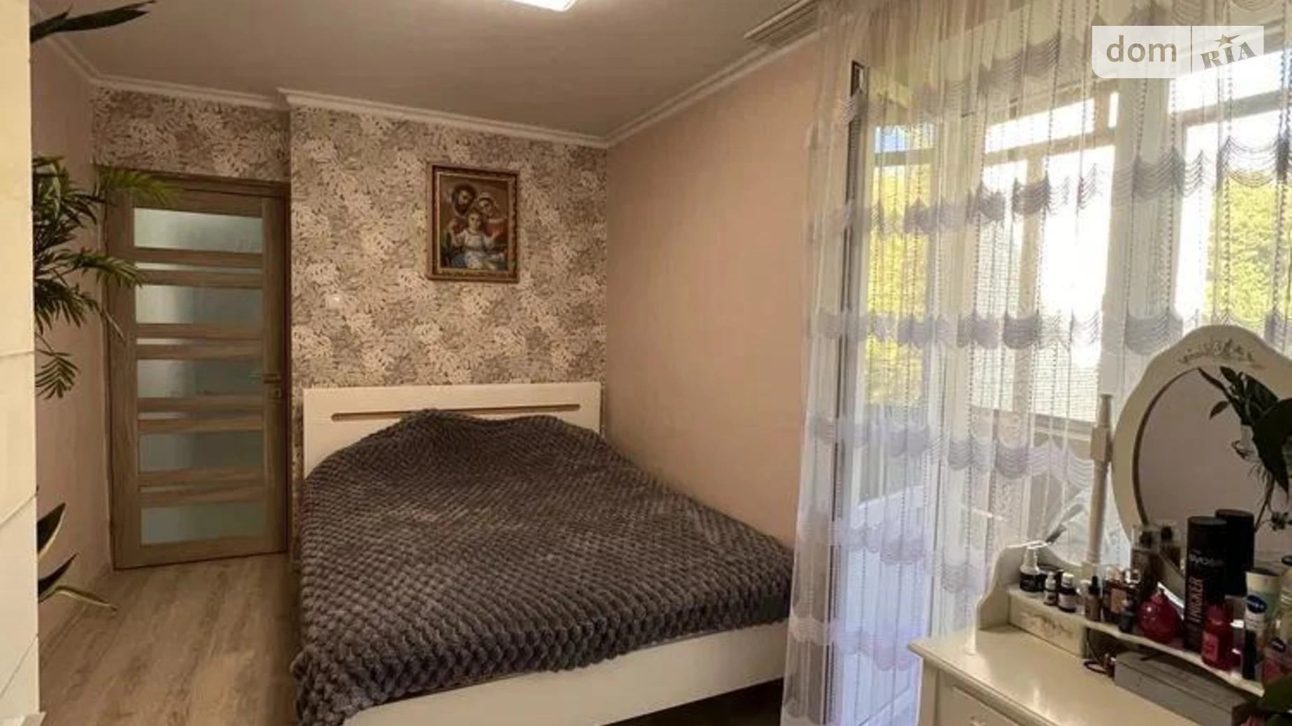 Продается 4-комнатная квартира 84 кв. м в Львове, цена: 120000 $ - фото 2