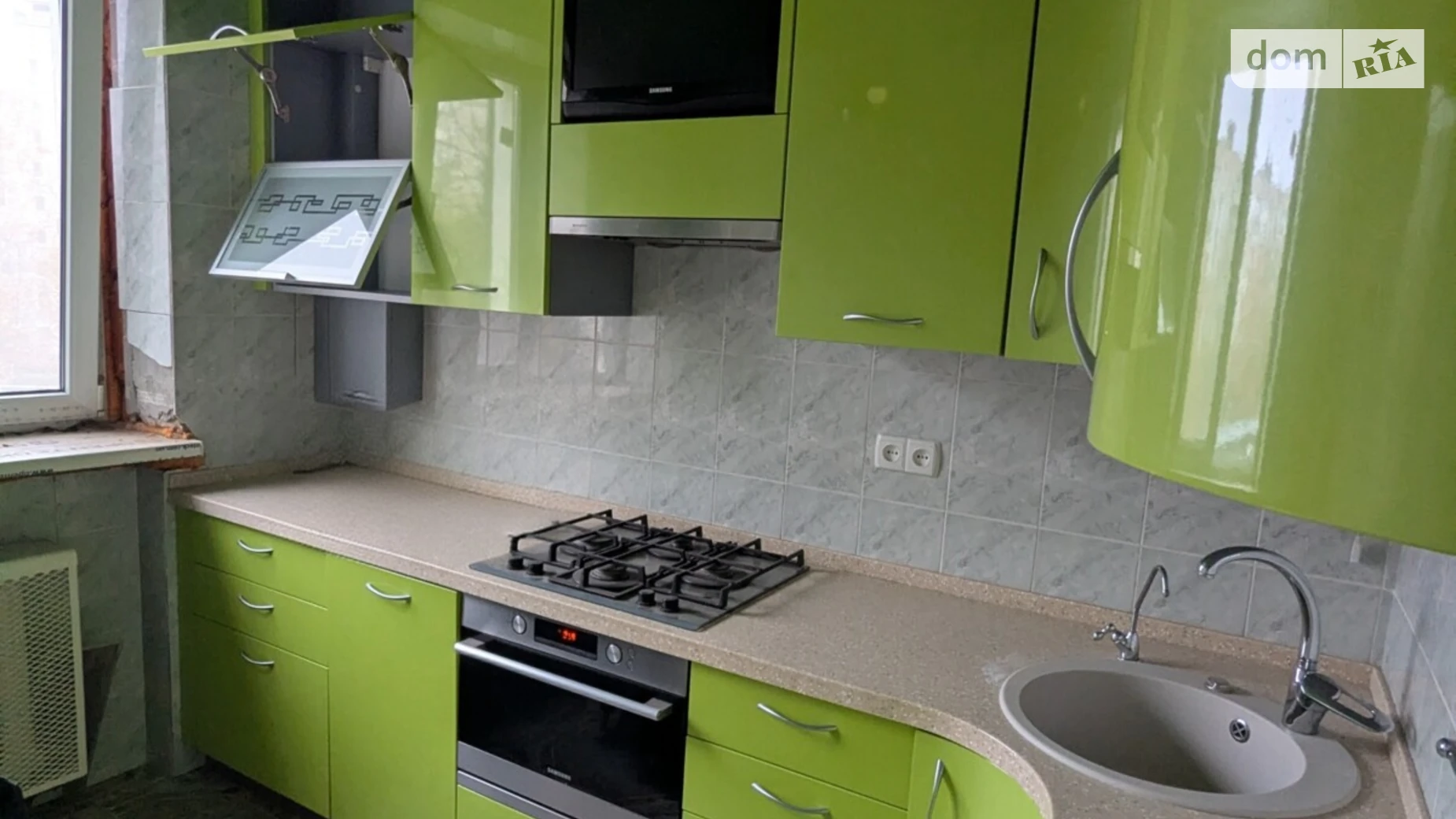 Продається 2-кімнатна квартира 51 кв. м у Чорноморську, просп. Миру(Леніна вул.) - фото 2