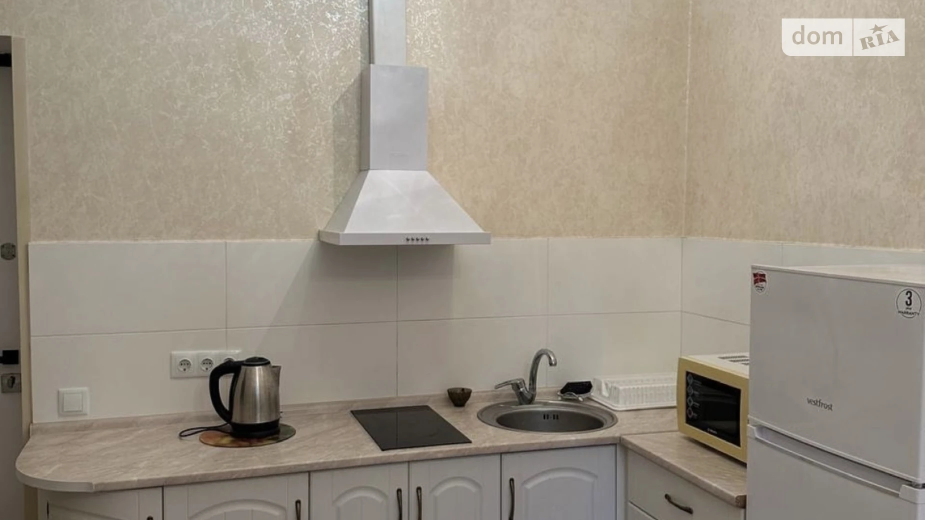 Продается 1-комнатная квартира 26.5 кв. м в Одессе, ул. Ивана Франко, 55/5 - фото 2