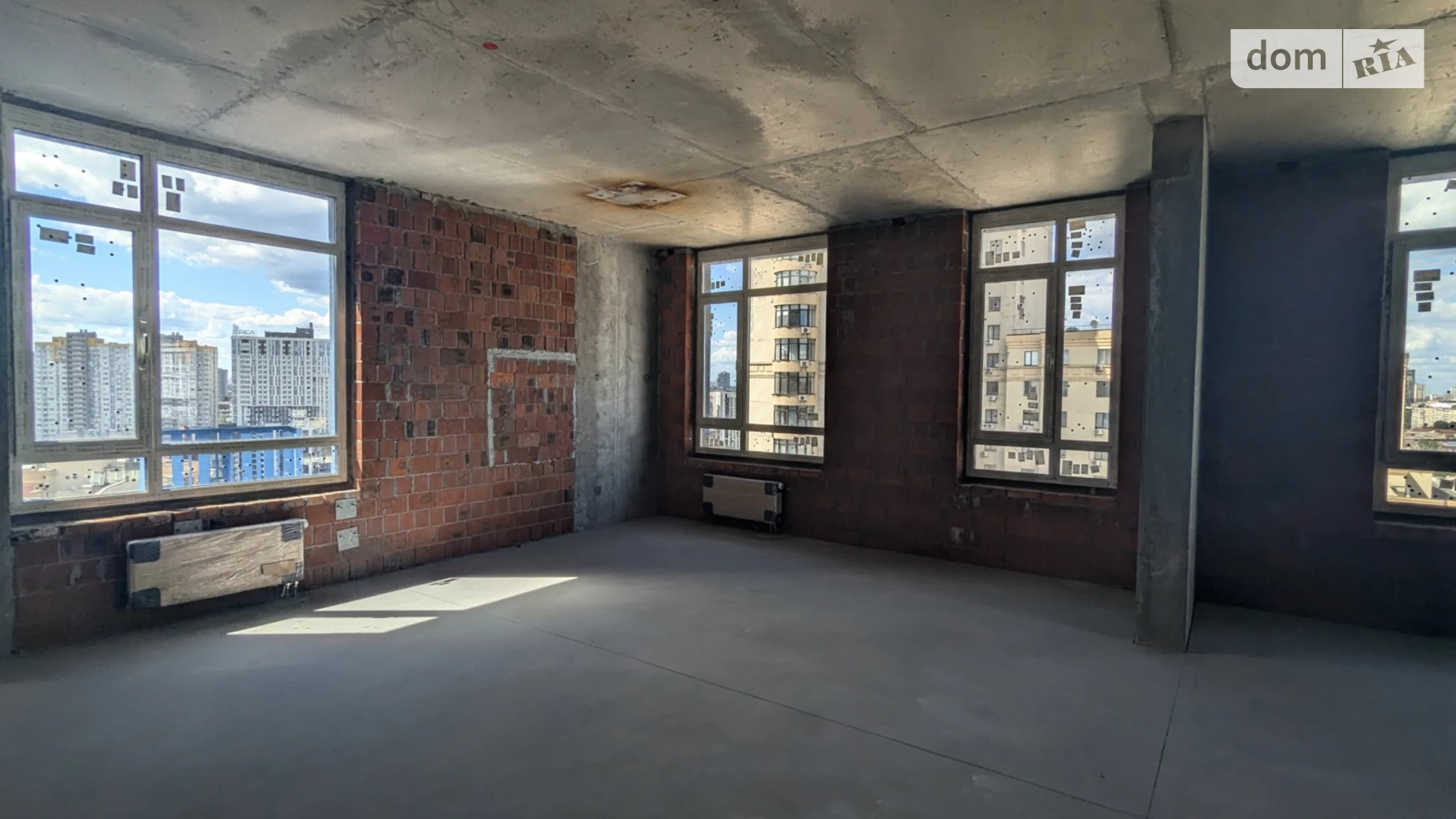 Продается 3-комнатная квартира 117 кв. м в Киеве, ул. Речная(Годовая), 4 - фото 2