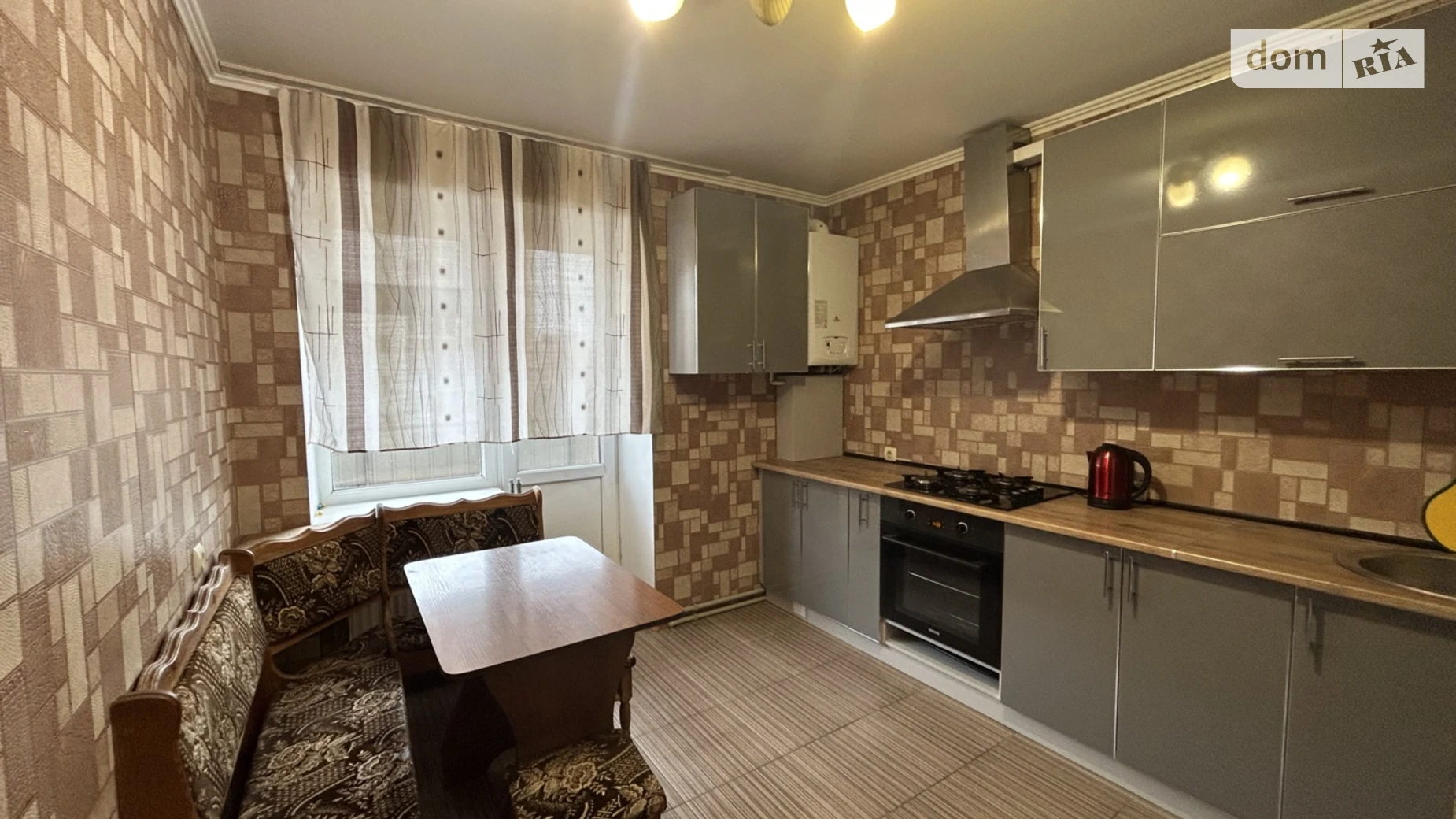 1-комнатная квартира 42 кв. м в Тернополе, ул. Троллейбусная - фото 4