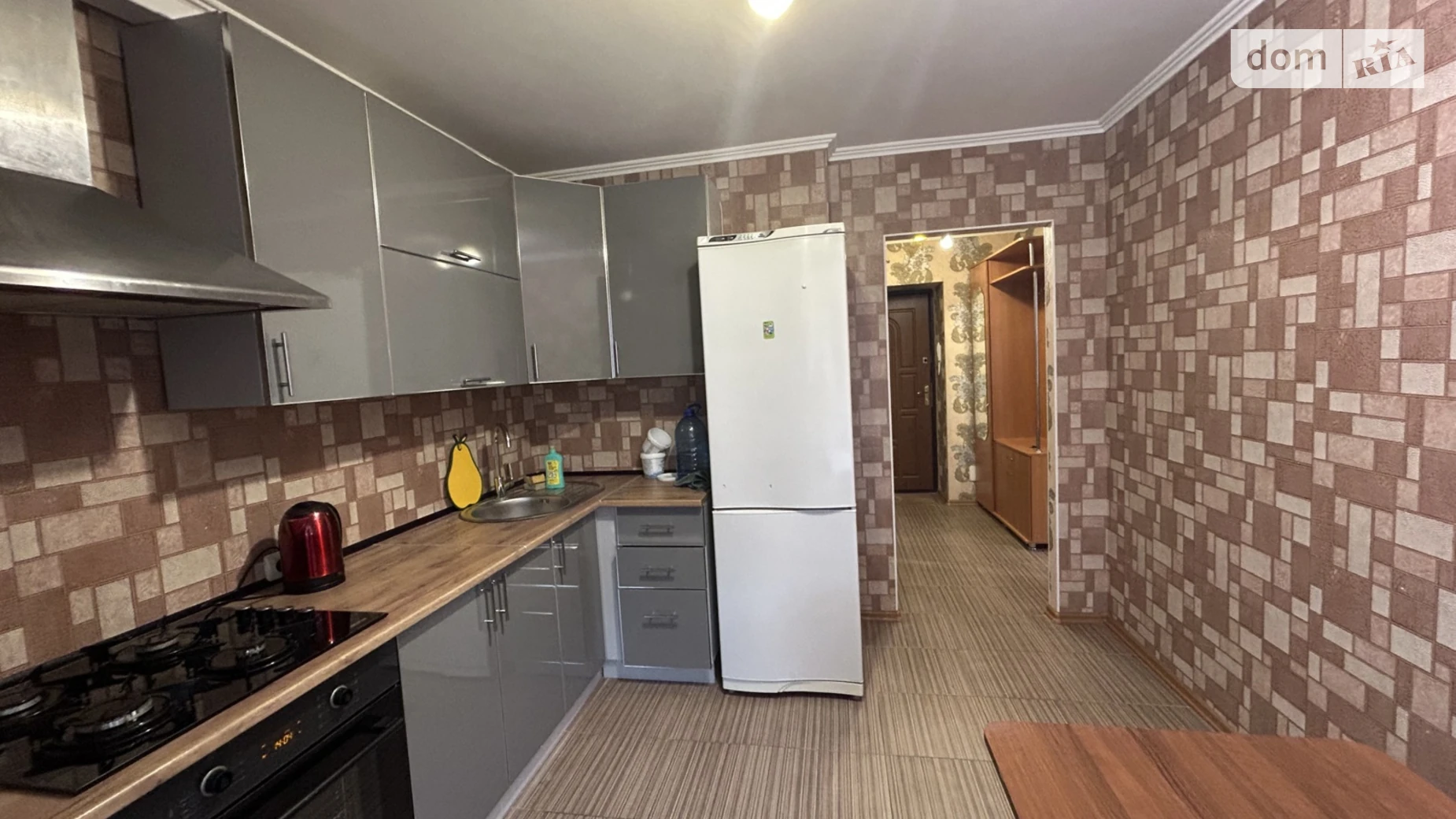 1-комнатная квартира 42 кв. м в Тернополе, ул. Троллейбусная - фото 5