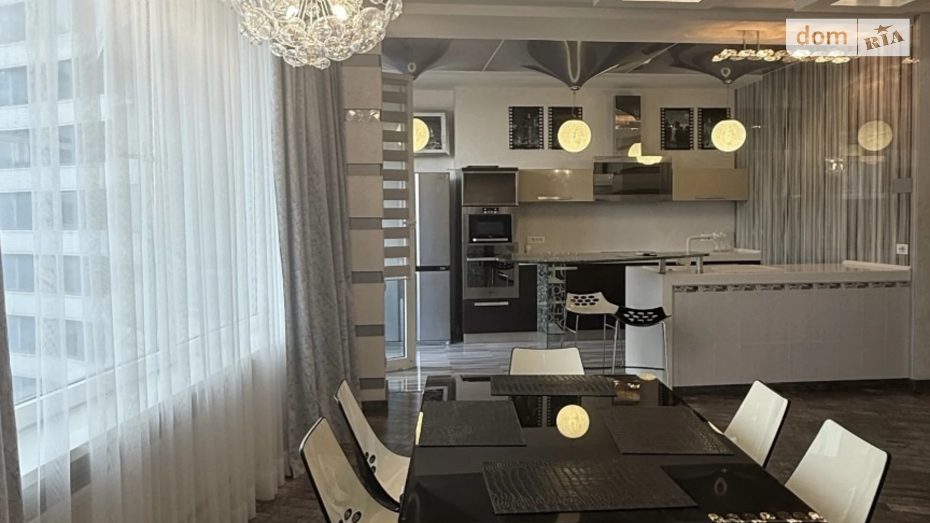 Сдается в аренду 3-комнатная квартира 128.7 кв. м в Одессе, ул. Литературная, 1А - фото 2