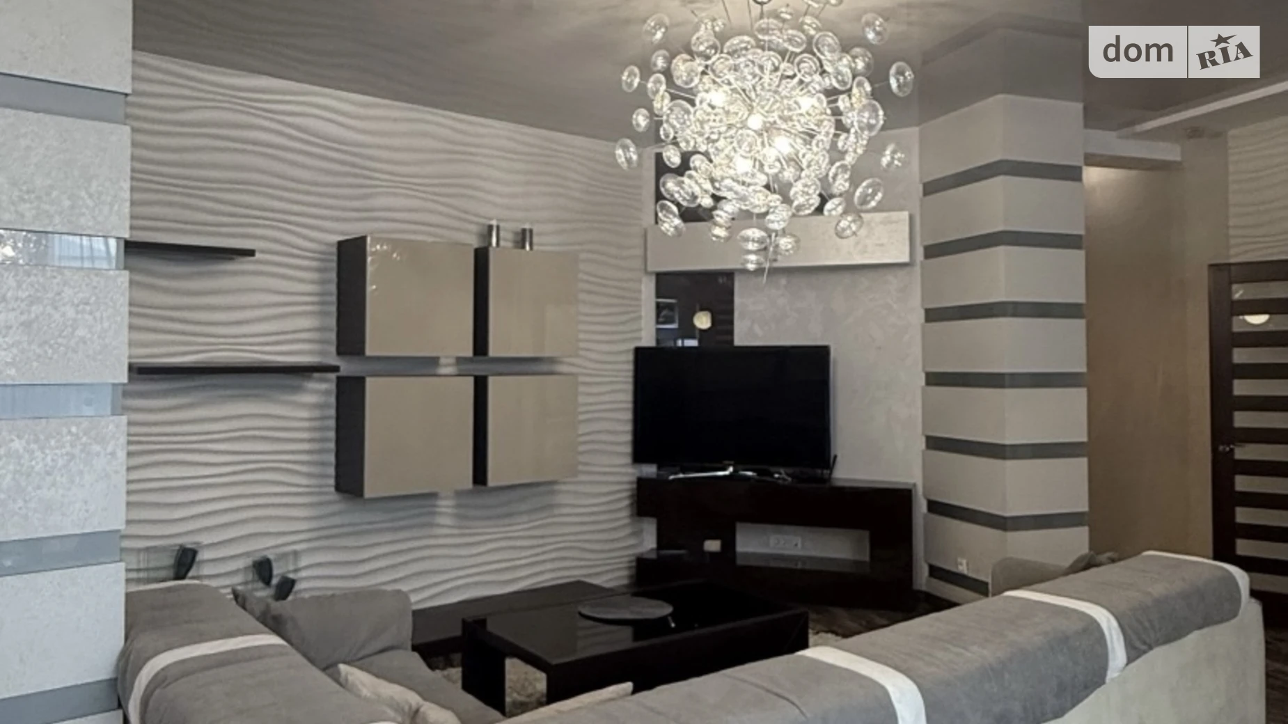 Сдается в аренду 3-комнатная квартира 128.7 кв. м в Одессе, ул. Литературная, 1А - фото 3