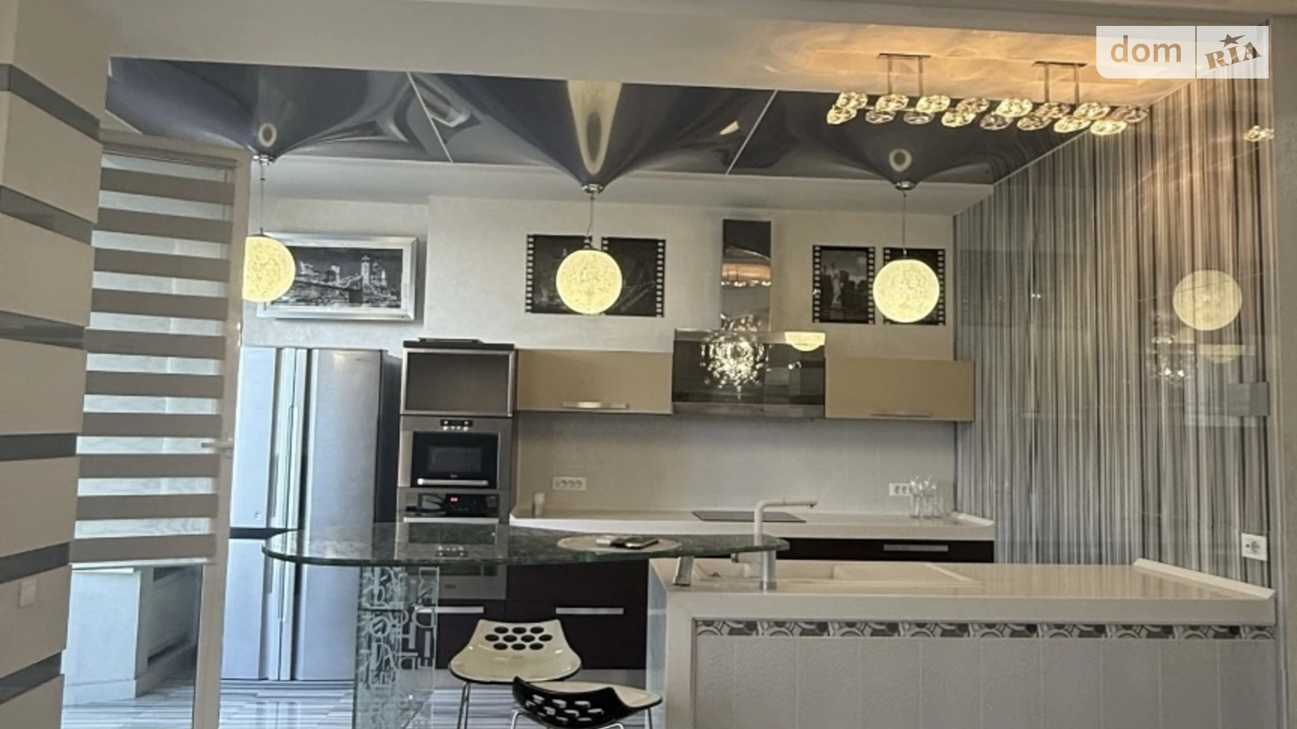 Сдается в аренду 3-комнатная квартира 128.7 кв. м в Одессе, ул. Литературная, 1А - фото 4