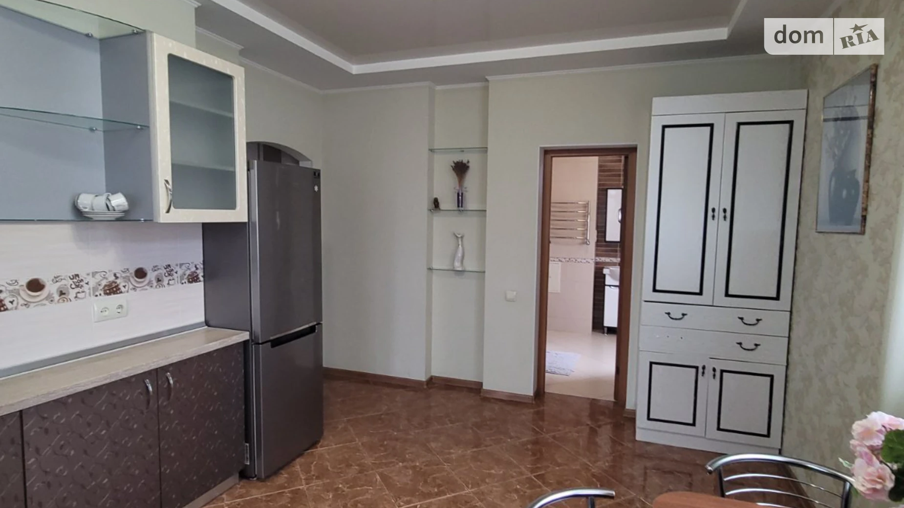 Сдается в аренду 1-комнатная квартира 50 кв. м в Одессе, ул. Якова Бреуса, 63/1 - фото 3