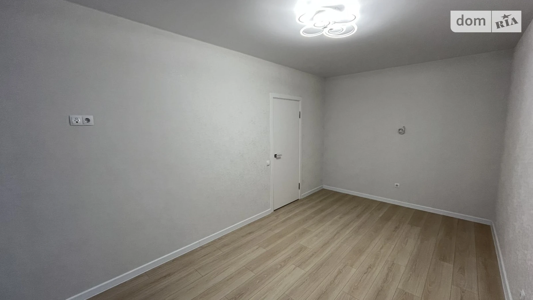 Продается 1-комнатная квартира 44 кв. м в Хмельницком, цена: 58500 $ - фото 2