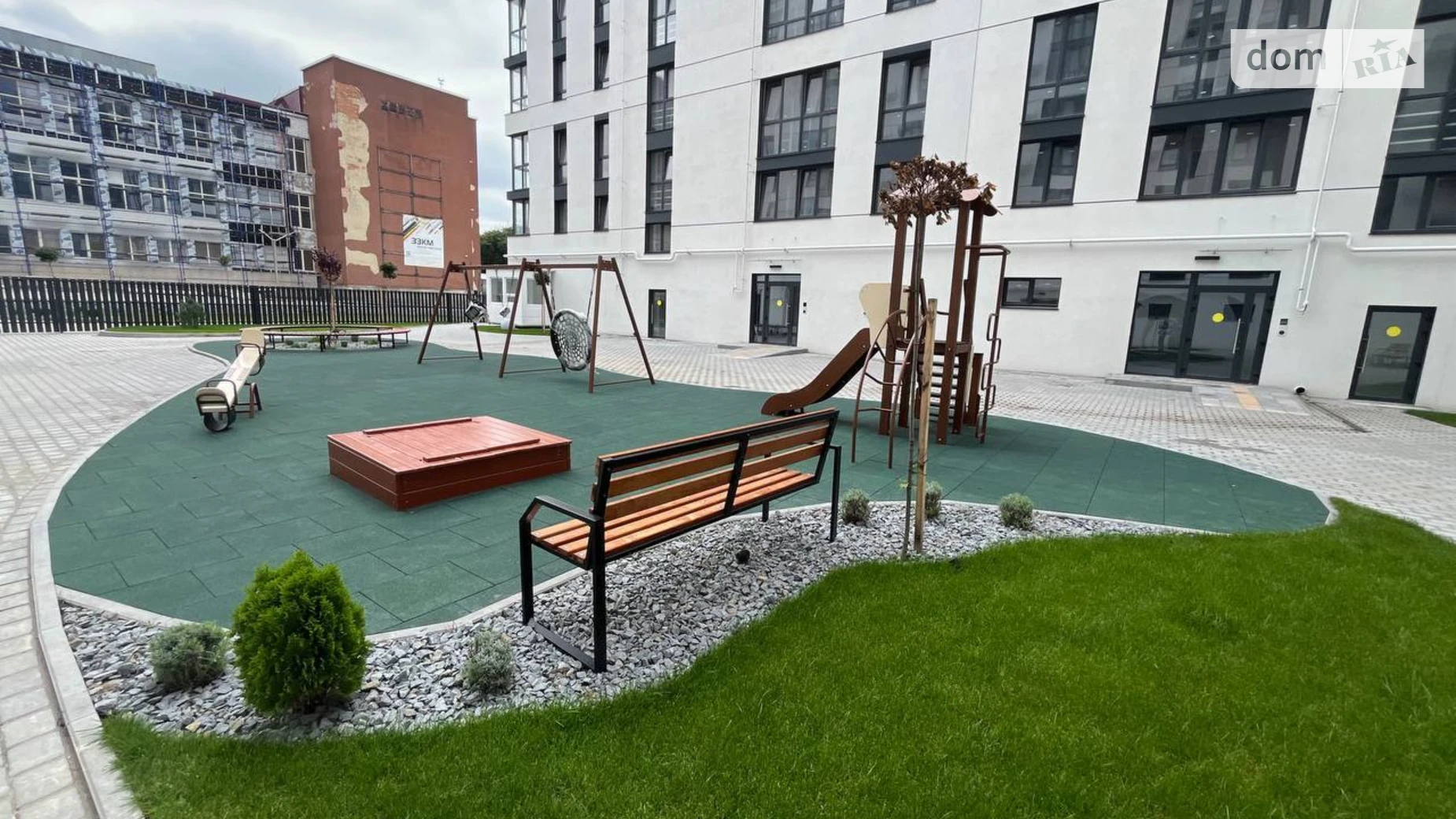 Продается 2-комнатная квартира 64 кв. м в Ровно, ул. Галицкого Данилы, 25 - фото 4