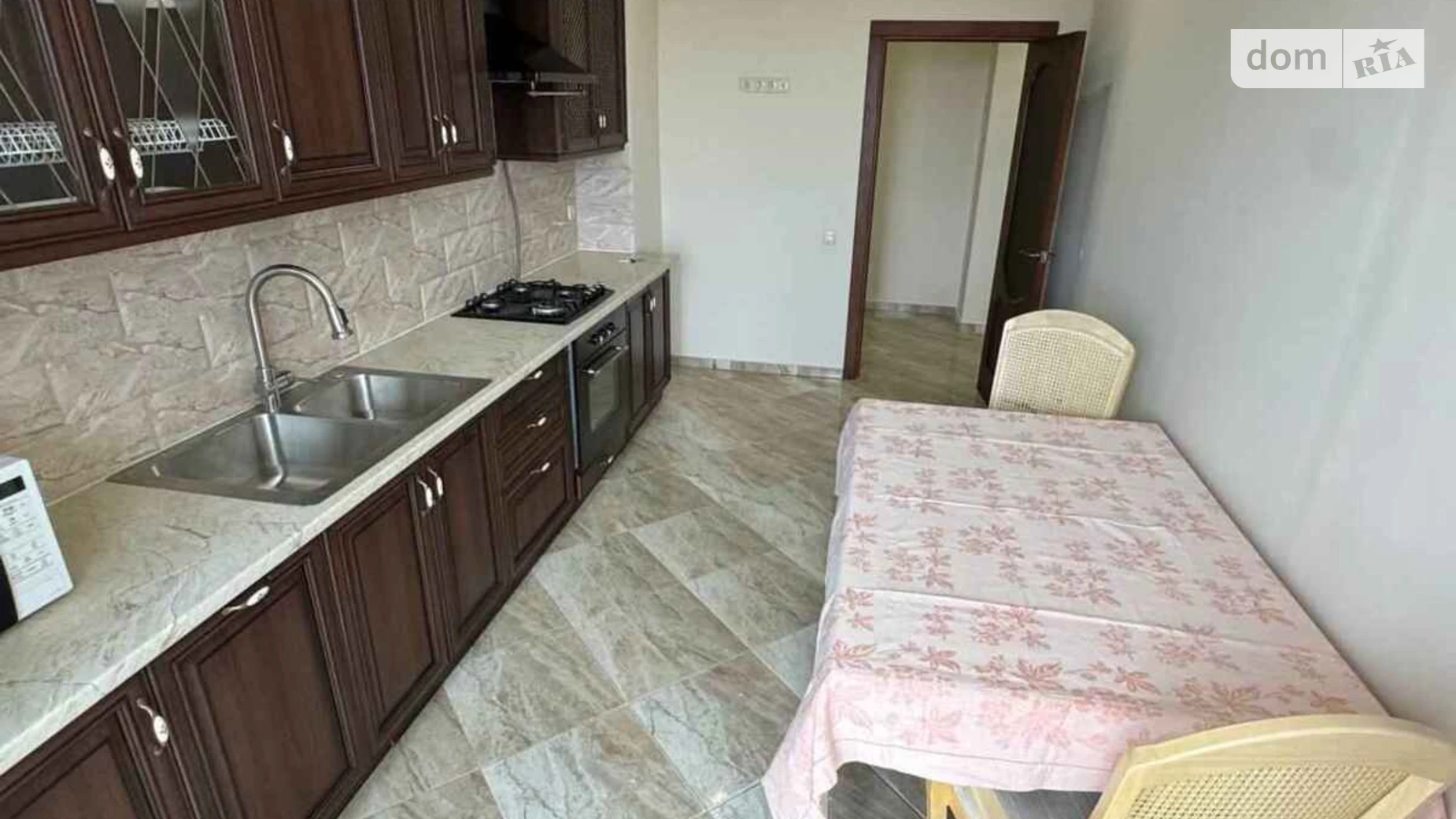 Сдается в аренду 2-комнатная квартира 73 кв. м в Львове, ул. Эммануила Миська(Врубеля), 15 - фото 2