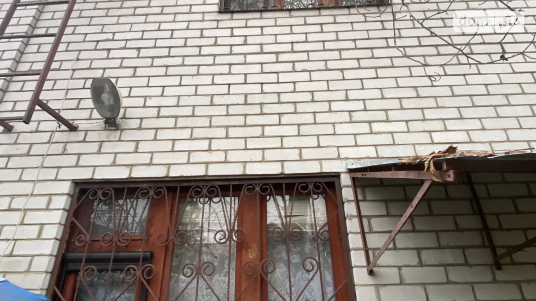 Продается дом на 2 этажа 250 кв. м с участком, цена: 130000 $ - фото 3