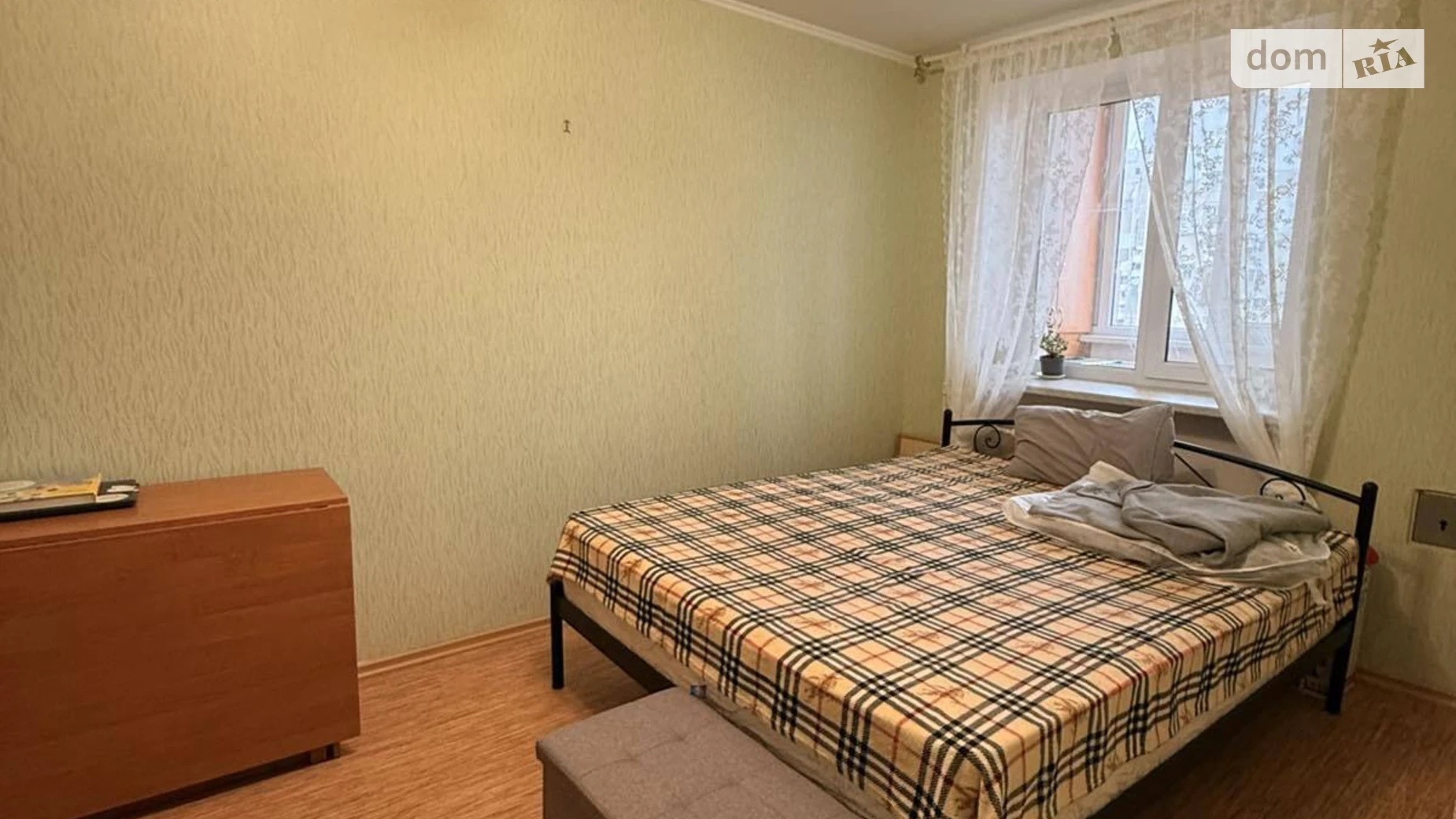 Продається 2-кімнатна квартира 50 кв. м у Чорноморську, просп. Миру(Леніна вул.) - фото 2