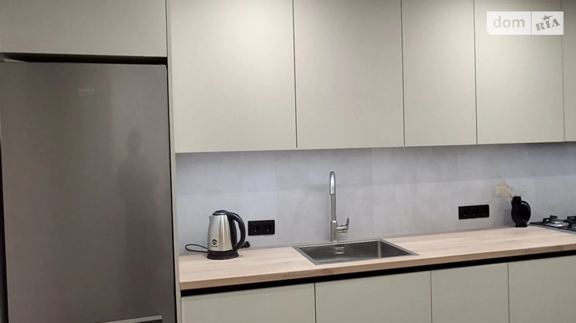 2-кімнатна квартира 77 кв. м у Тернополі, просп. Злуки - фото 2