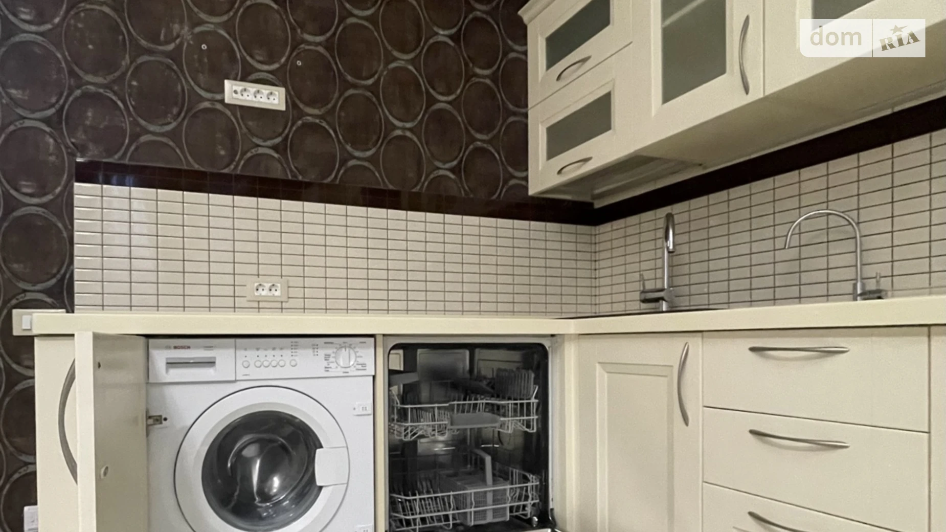 Продается 3-комнатная квартира 102 кв. м в Одессе, ул. Независимости, 11 - фото 4