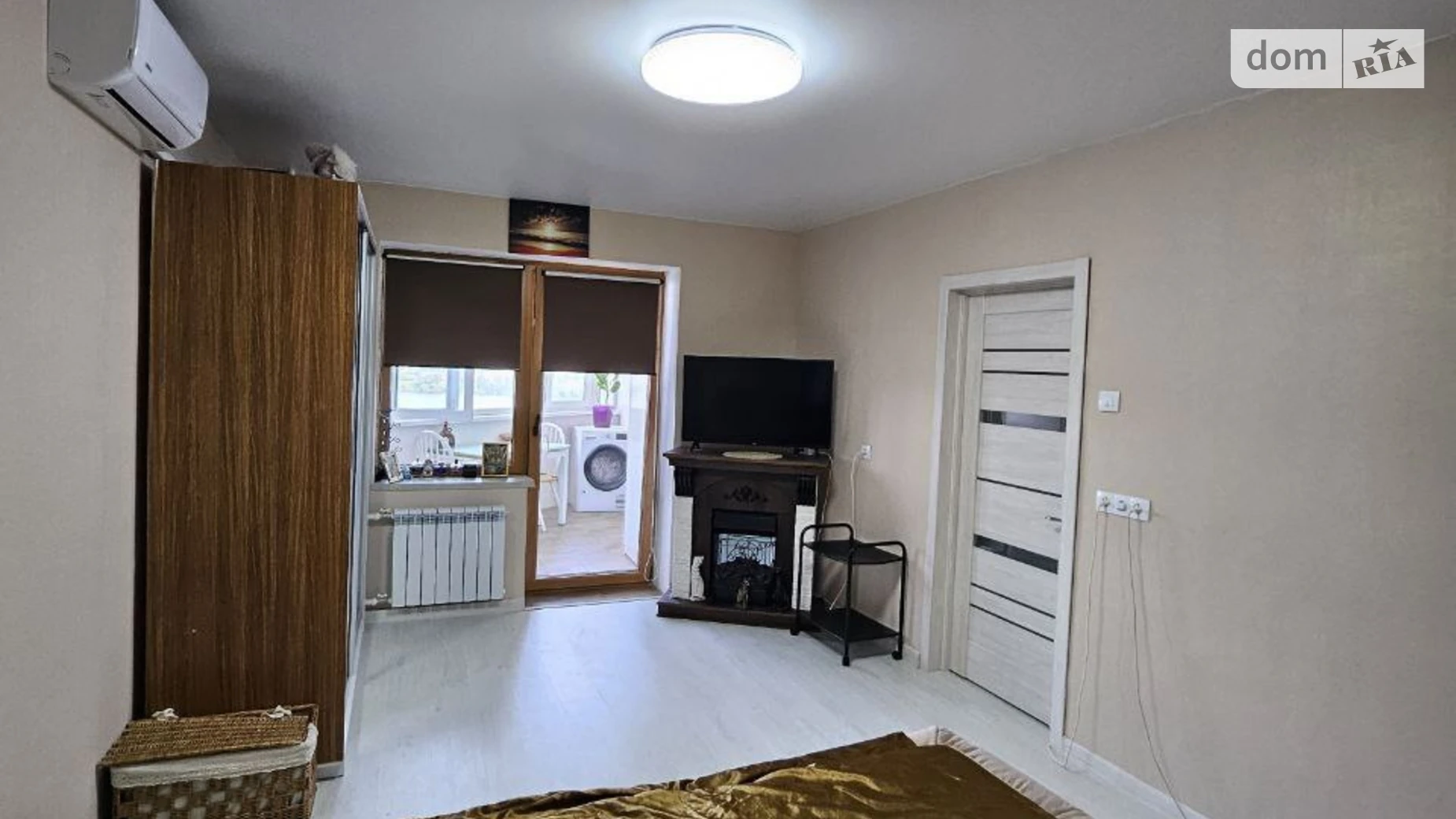 Продается 3-комнатная квартира 79.8 кв. м в Киеве, ул. Ревуцкого, 44 - фото 2