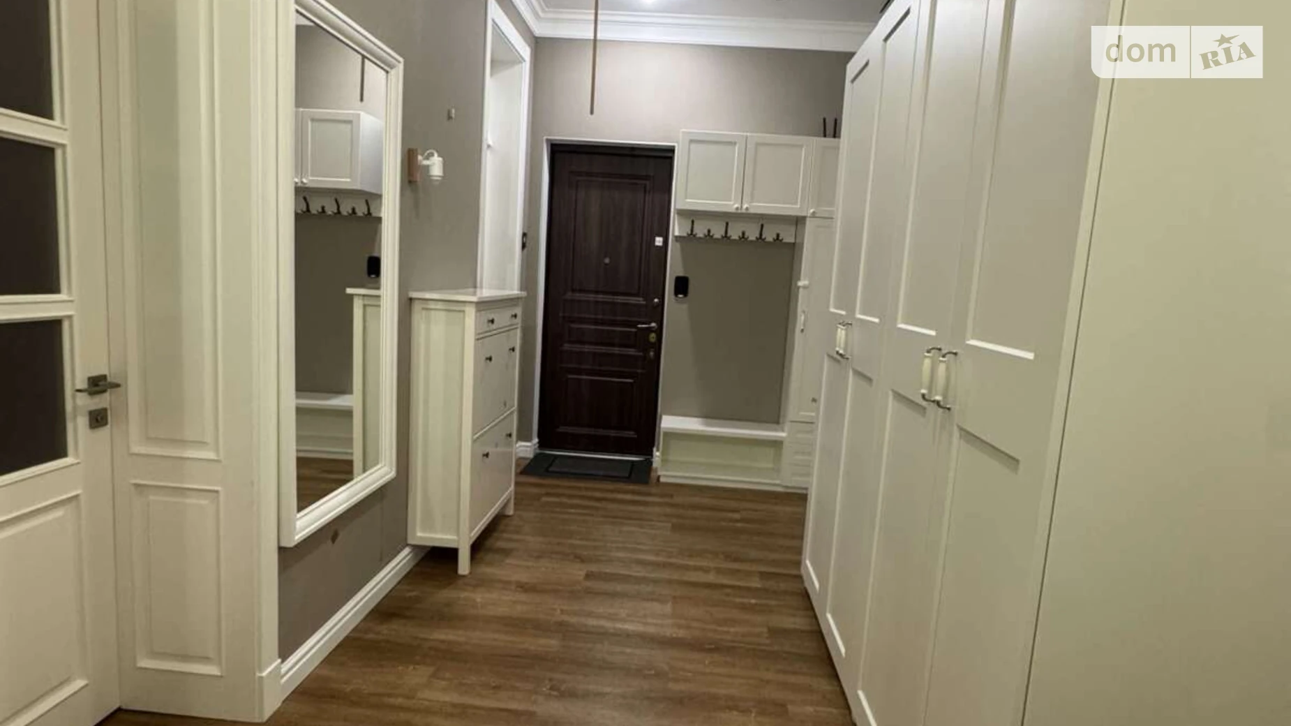 Продается 4-комнатная квартира 122 кв. м в Одессе, ул. Базарная - фото 2