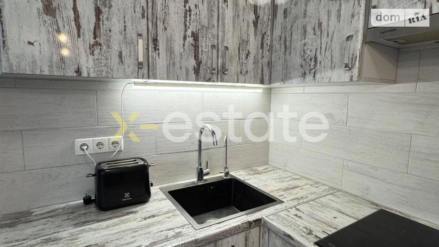 Продается 3-комнатная квартира 69 кв. м в Харькове, пр. Садовый, 22А - фото 2