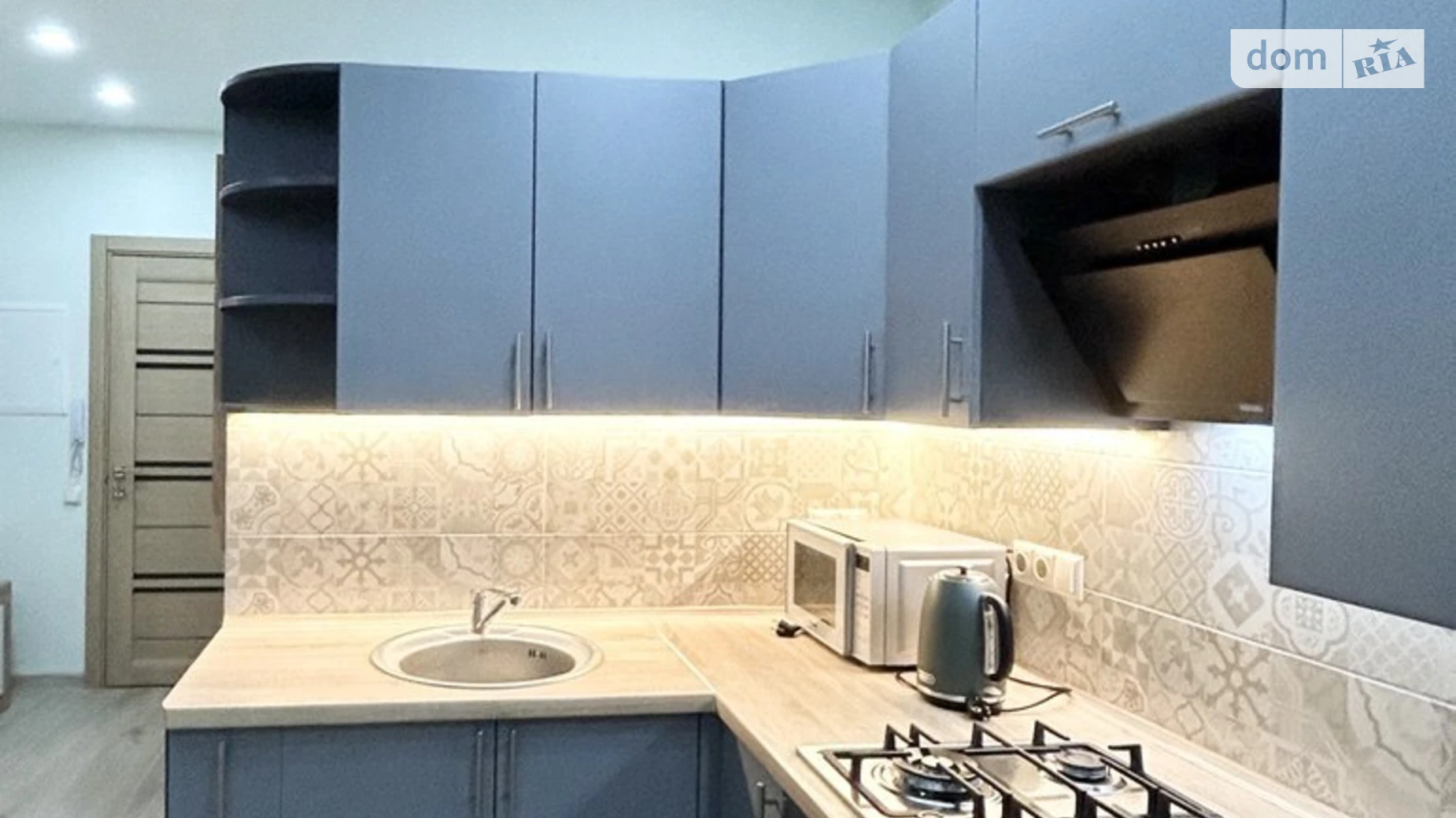 Продается 1-комнатная квартира 37 кв. м в Ирпене, ул. Григория Сковороды, 21 - фото 3