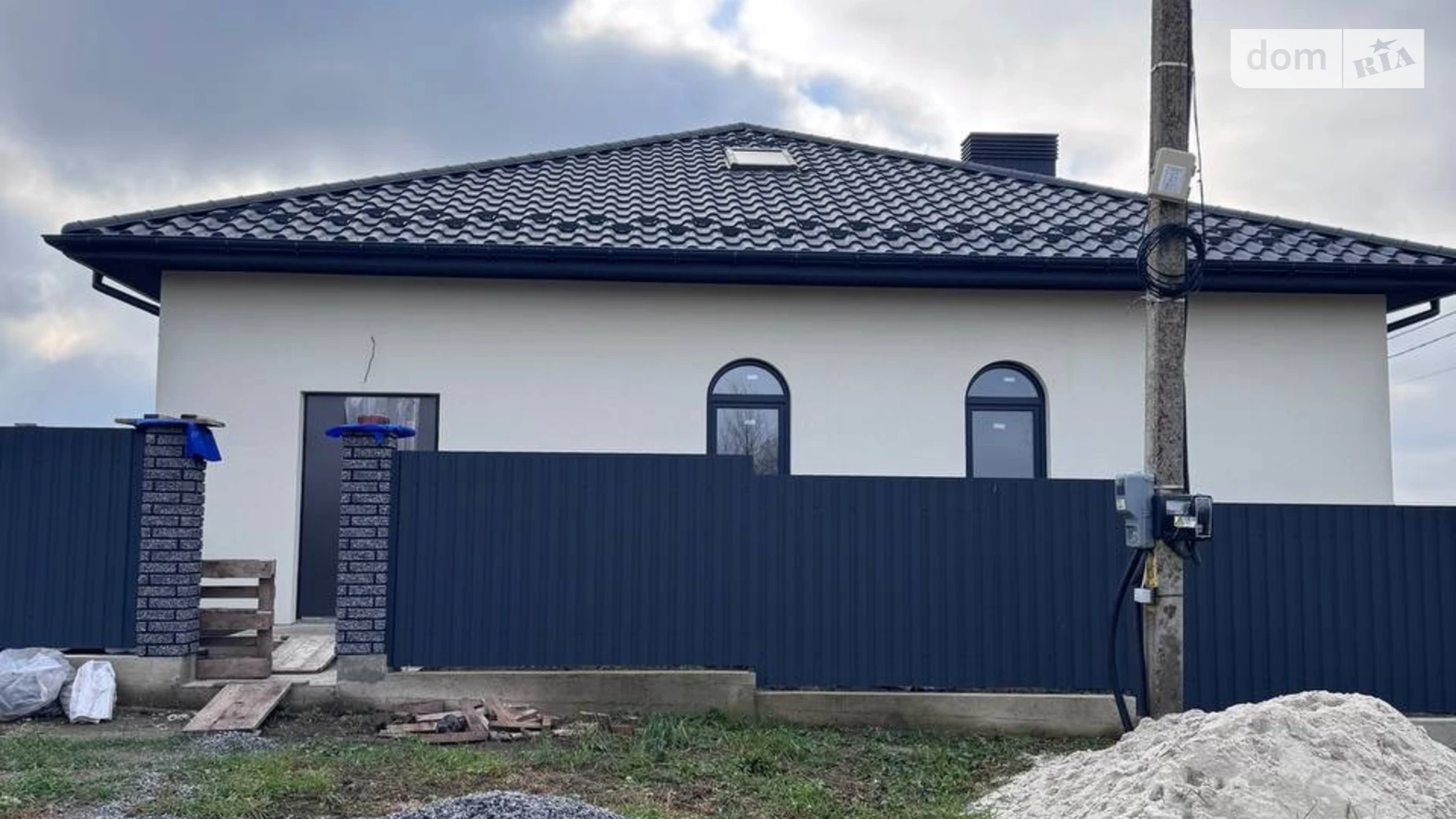 Продается одноэтажный дом 142 кв. м с садом, цена: 170000 $ - фото 2