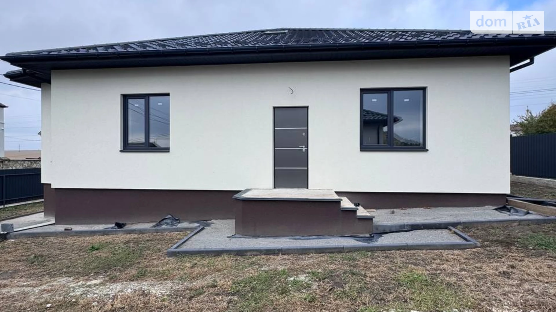 Продается одноэтажный дом 142 кв. м с гаражом, цена: 170000 $ - фото 3