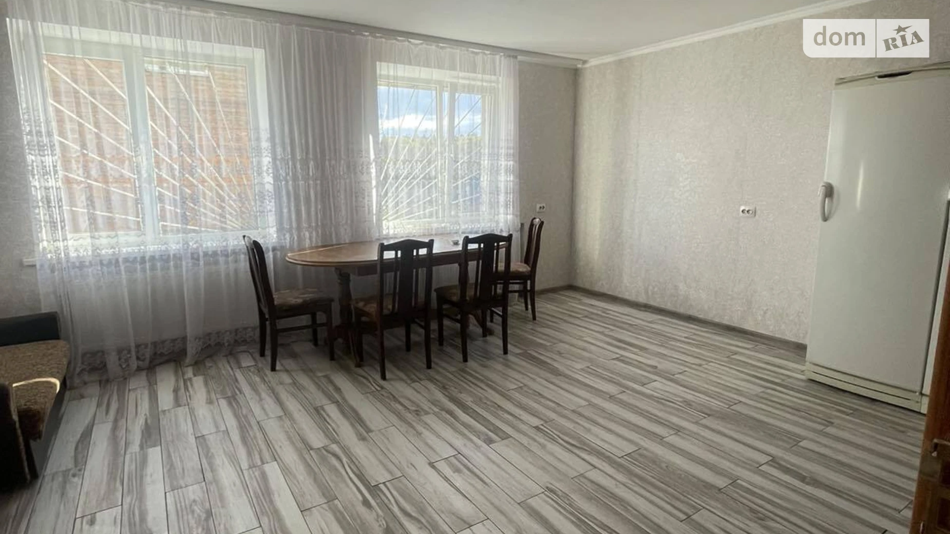 Продается дом на 2 этажа 180 кв. м с бассейном, цена: 86000 $ - фото 3