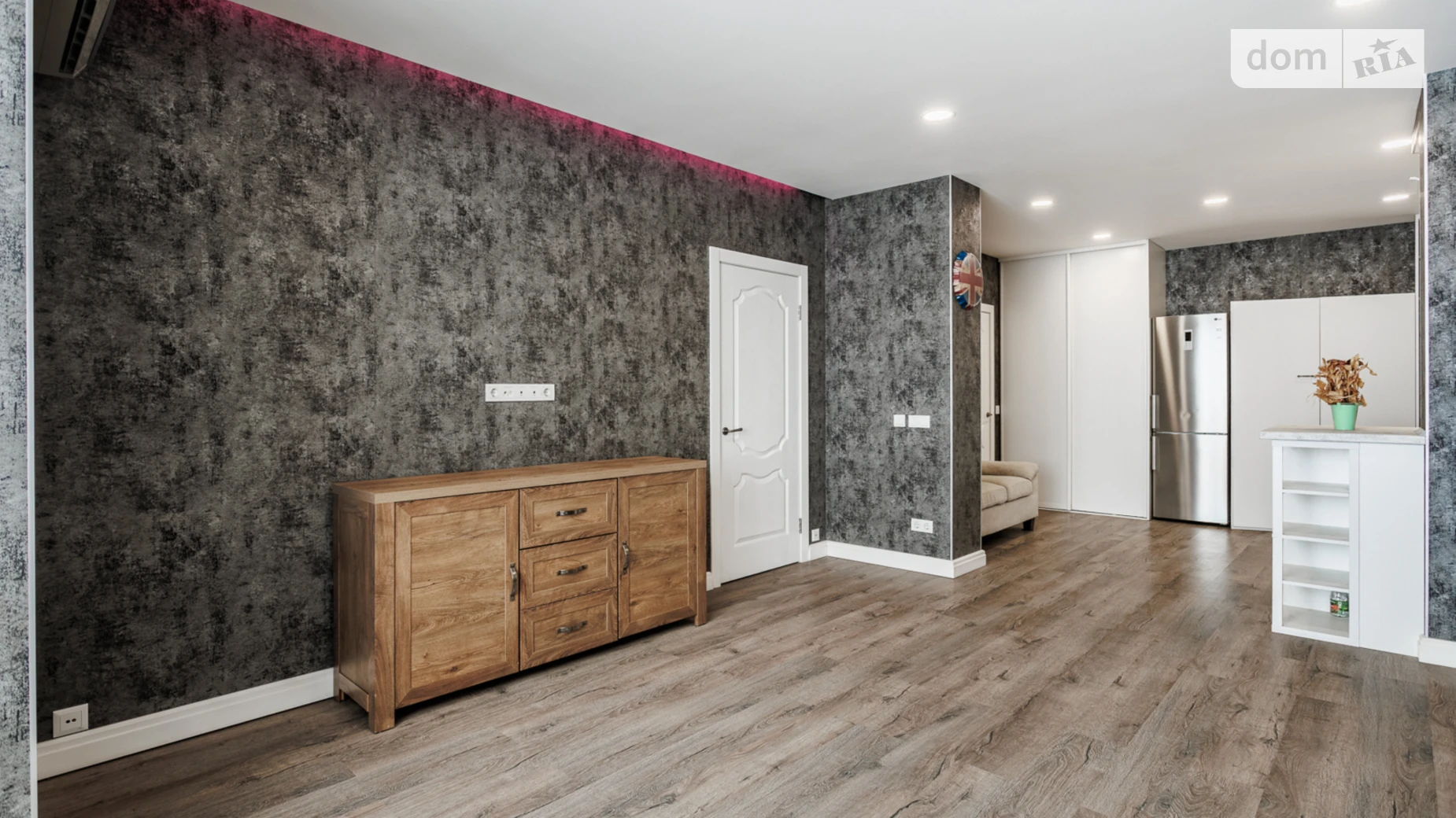 Продается 1-комнатная квартира 72 кв. м в Вишневом, ул. Витянская, 2 - фото 3