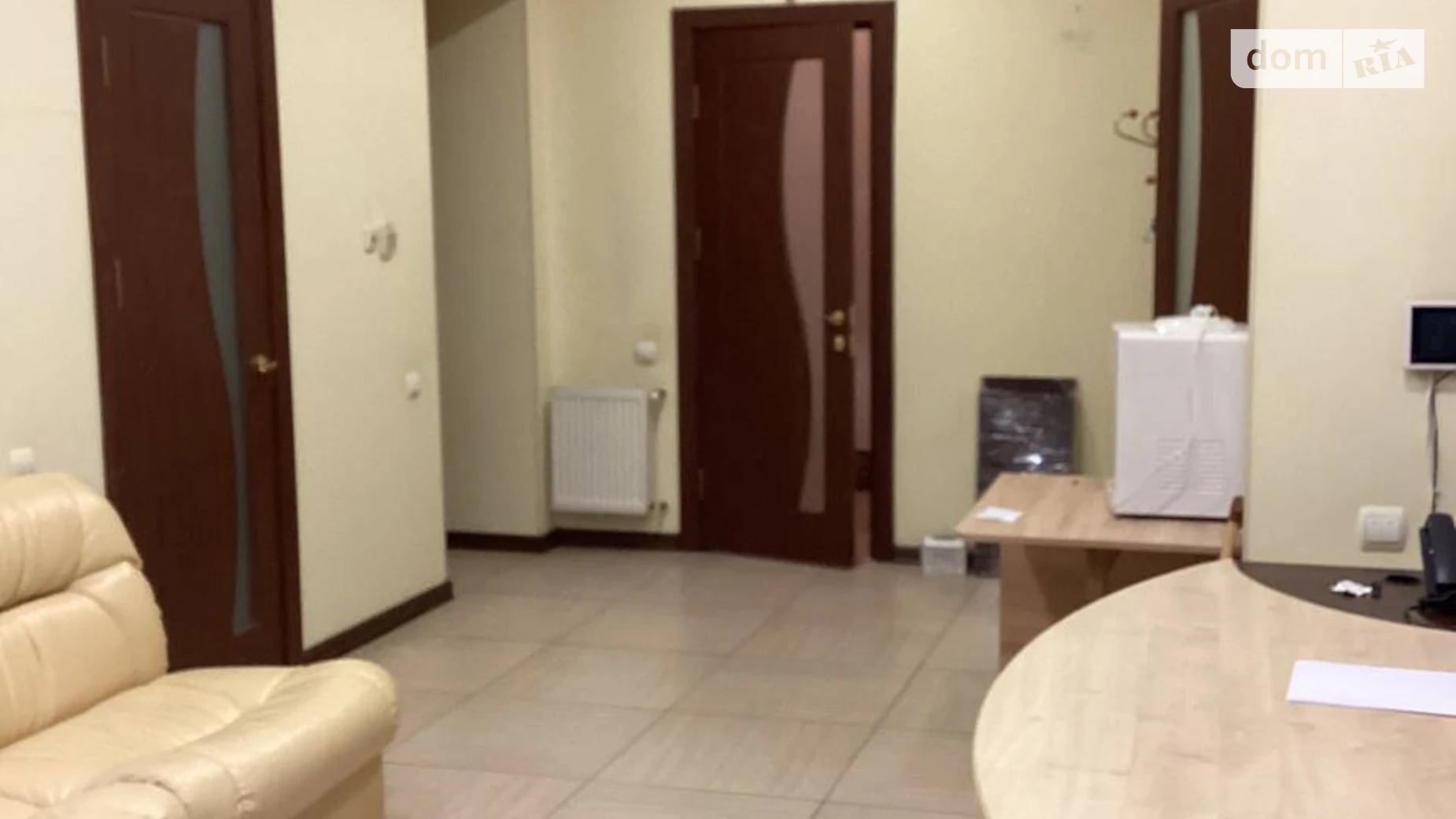 Сдается в аренду офис 115.3 кв. м в бизнес-центре, цена: 650 $ - фото 3