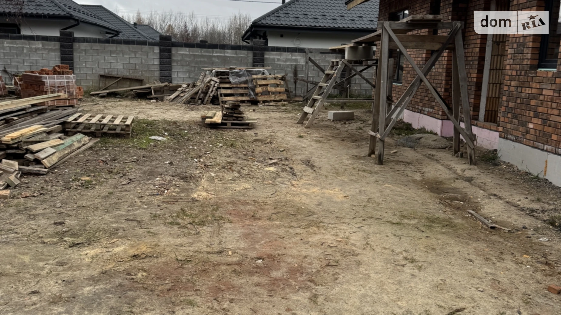 Продается одноэтажный дом 100 кв. м с террасой, цена: 100000 $ - фото 4