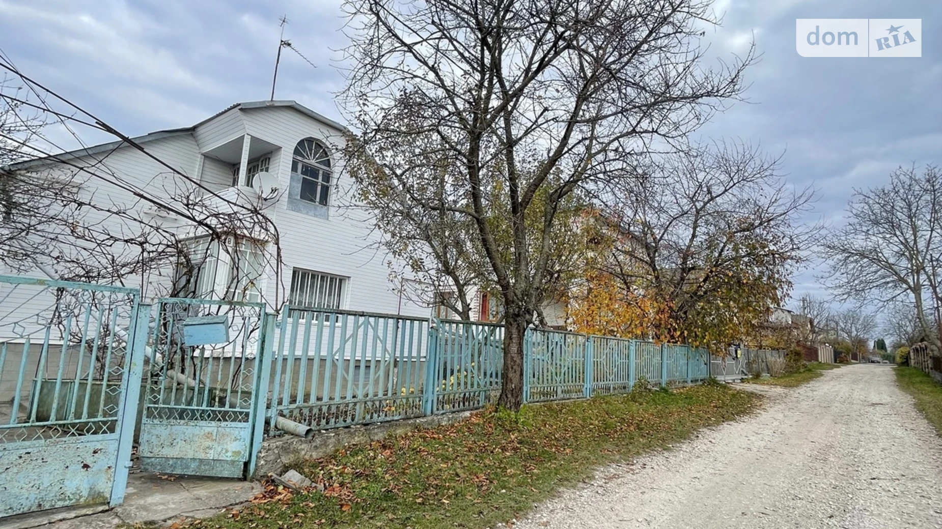 Продается дом на 2 этажа 240.4 кв. м с мебелью, цена: 72000 $ - фото 2