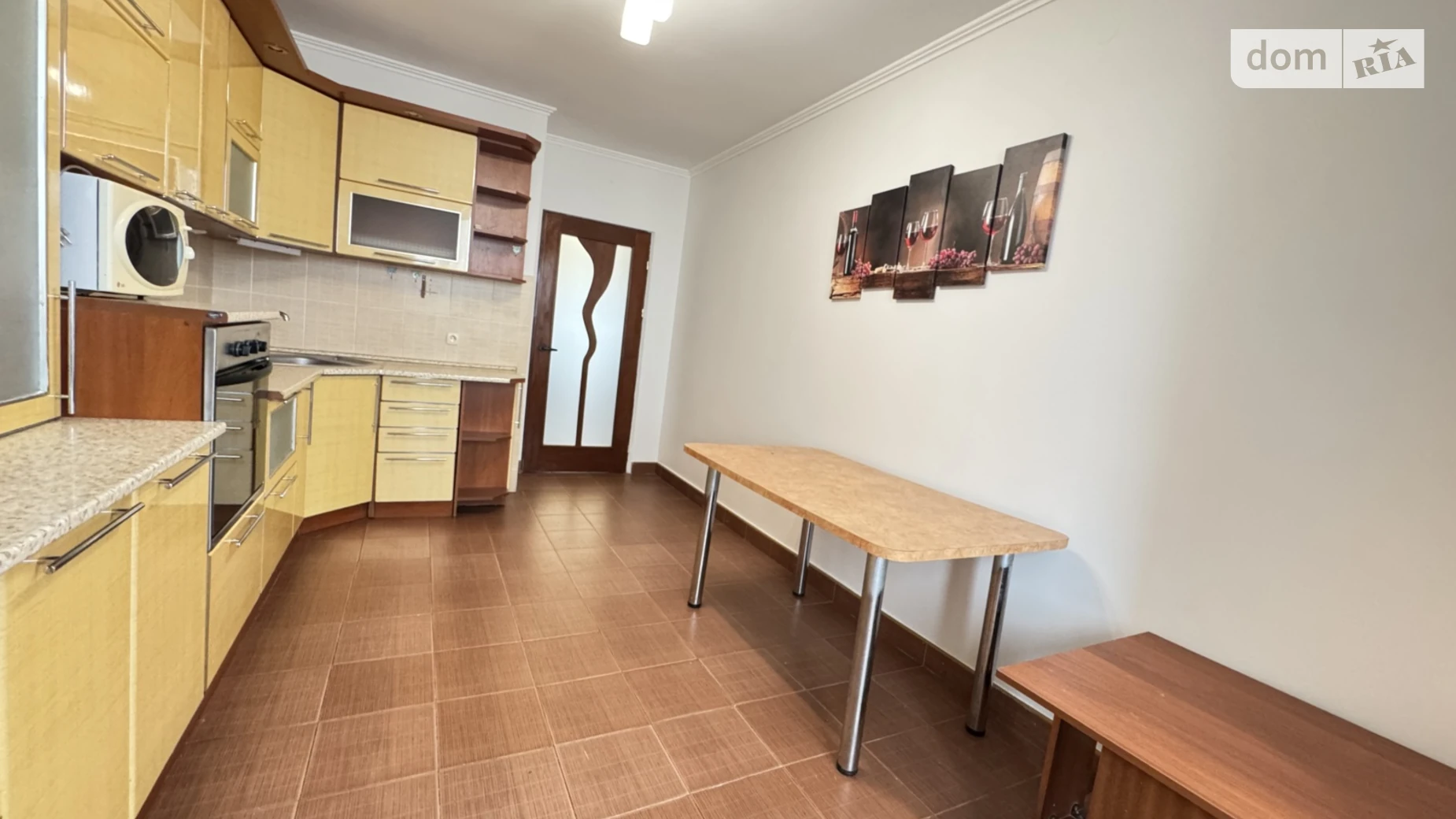 2-кімнатна квартира 72 кв. м у Тернополі, вул. Карпенка - фото 4