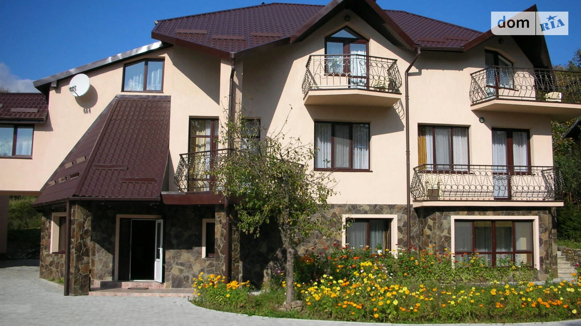 Продается дом на 3 этажа 800 кв. м с садом, цена: 280000 $ - фото 2