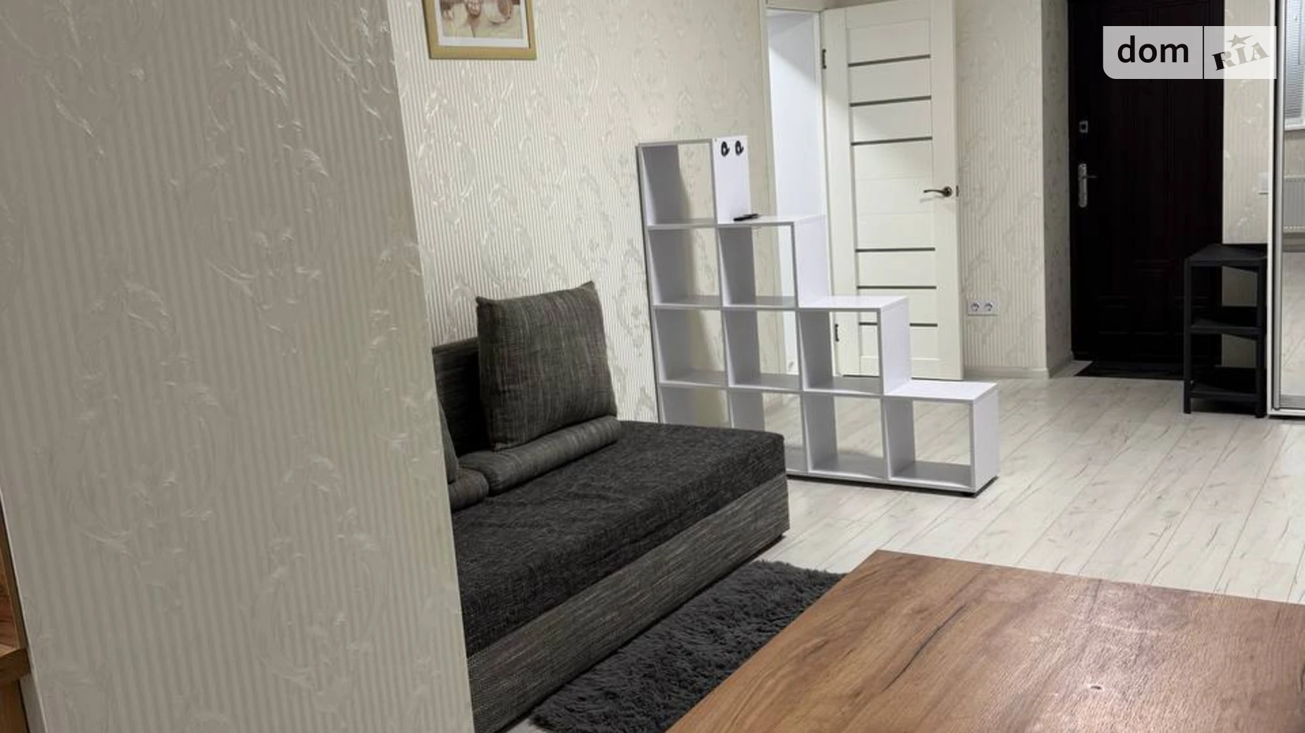 Сдается в аренду 1-комнатная квартира 29 кв. м в Ровно, ул. Соборная, 283 - фото 2