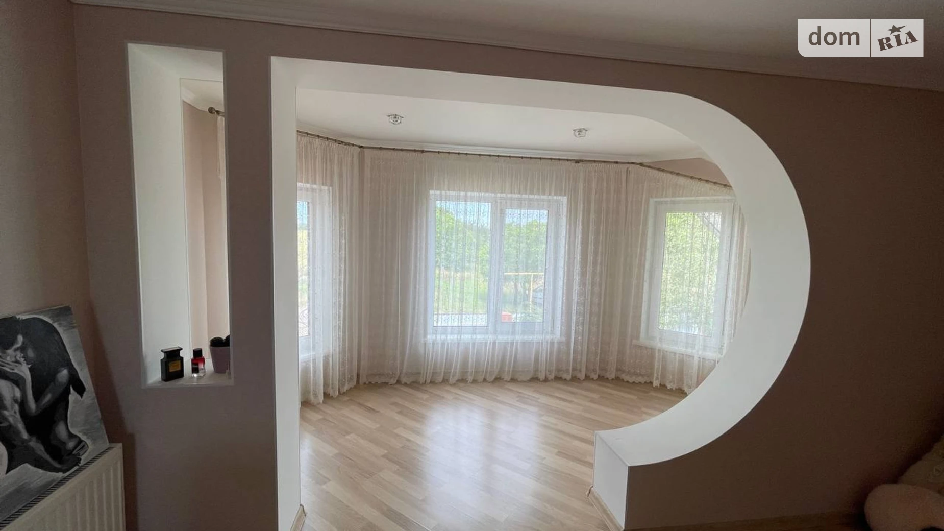 Продается дом на 3 этажа 201.5 кв. м с верандой, цена: 120000 $ - фото 2