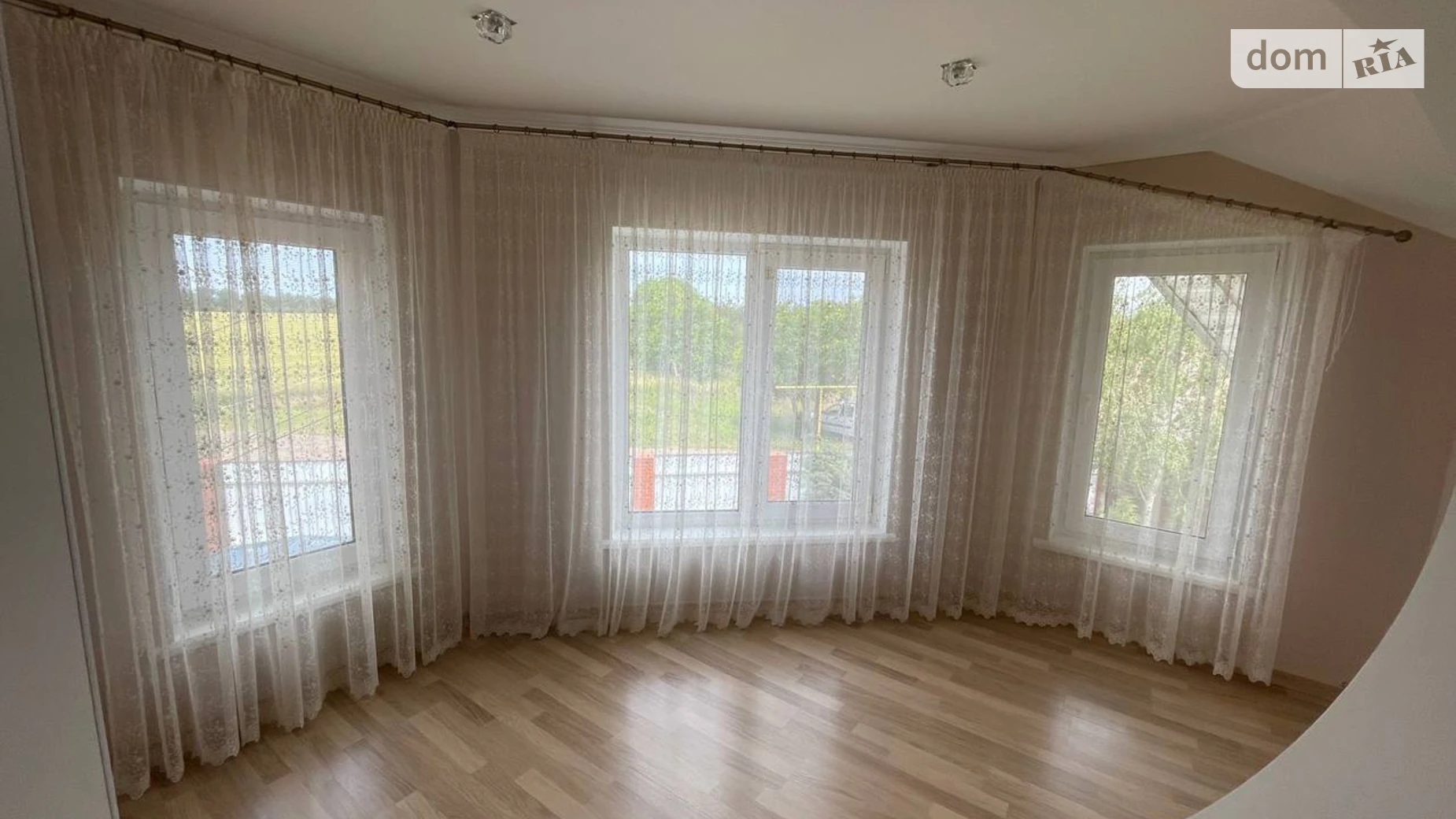 Продается дом на 3 этажа 201.5 кв. м с верандой, цена: 120000 $ - фото 3