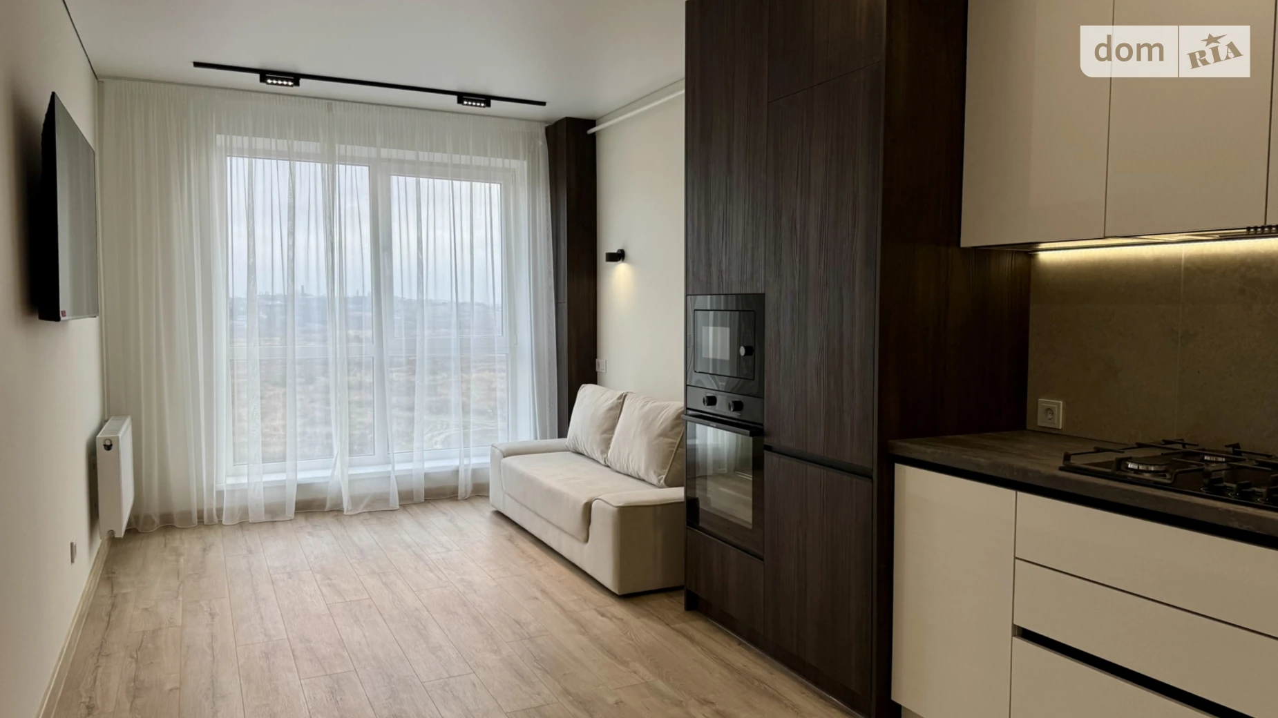 Продается 2-комнатная квартира 66 кв. м в Ровно, ул. Студенческая, 24 - фото 2