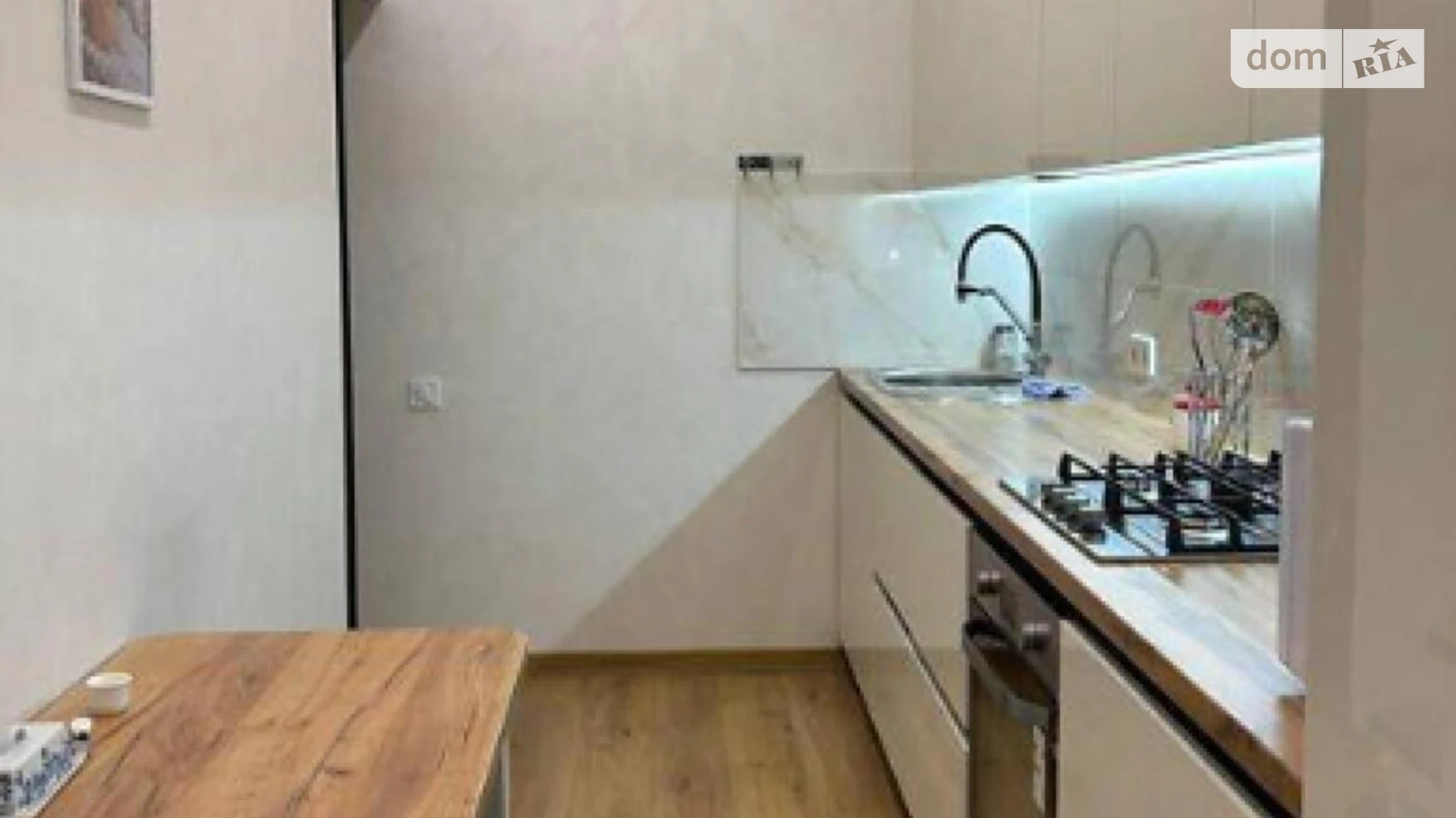 Продается 2-комнатная квартира 51 кв. м в Львове, ул. Каменяров, 3 - фото 5