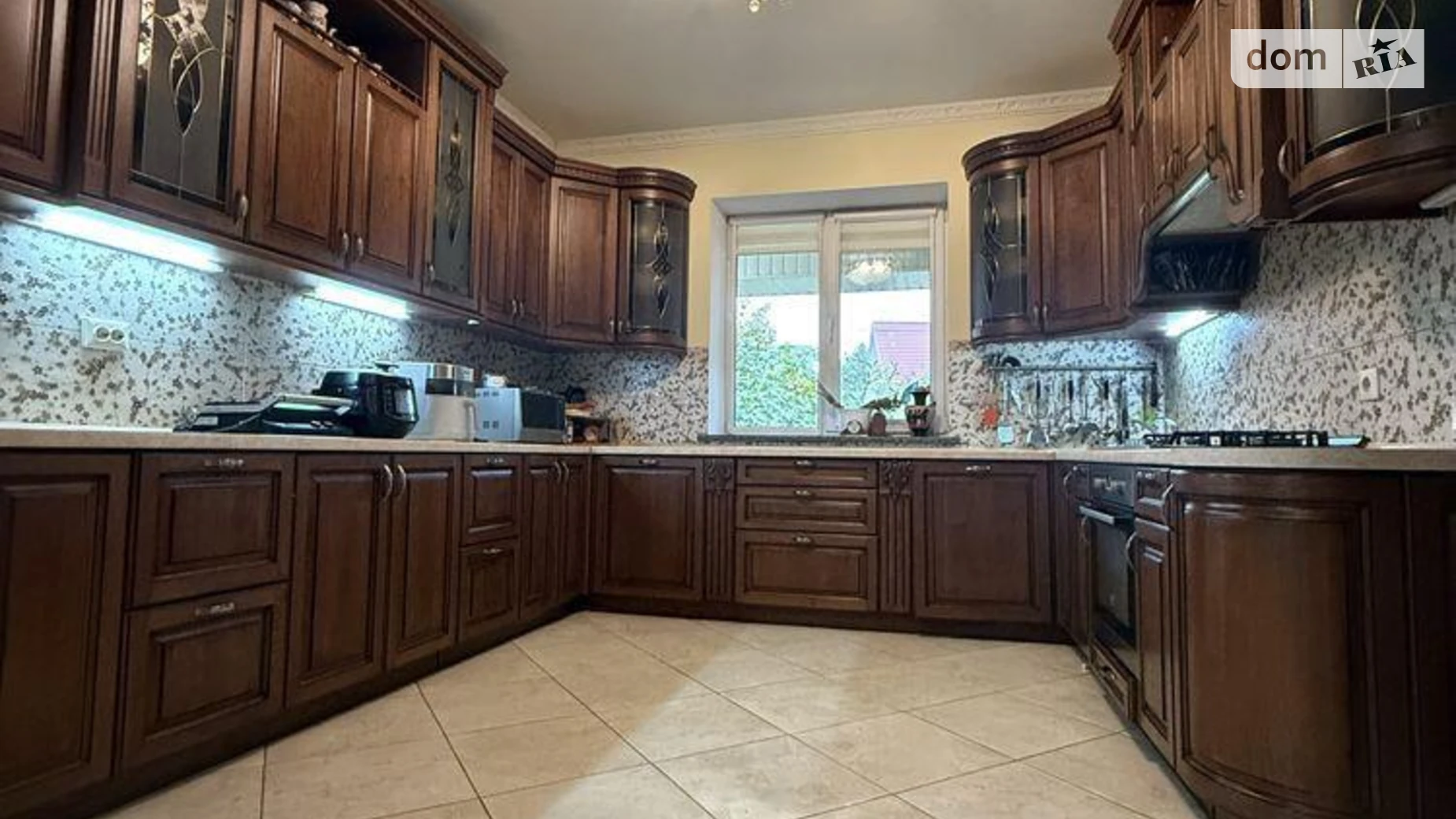 Продается дом на 2 этажа 291 кв. м с баней/сауной, цена: 470000 $ - фото 4