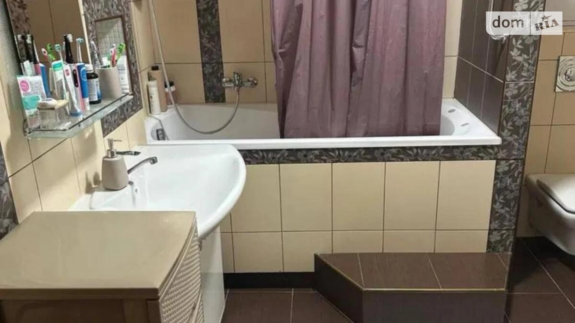 Продается 3-комнатная квартира 65 кв. м в Львове, ул. Липы Юрия, 12 - фото 2