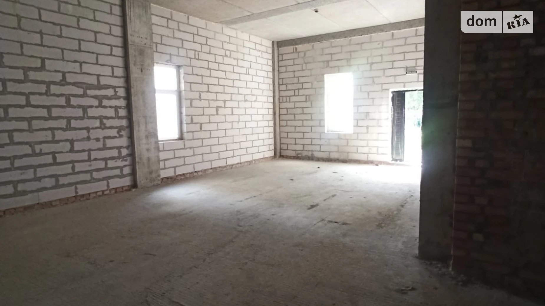 Продается офис 72.4 кв. м в бизнес-центре, цена: 112220 $ - фото 2